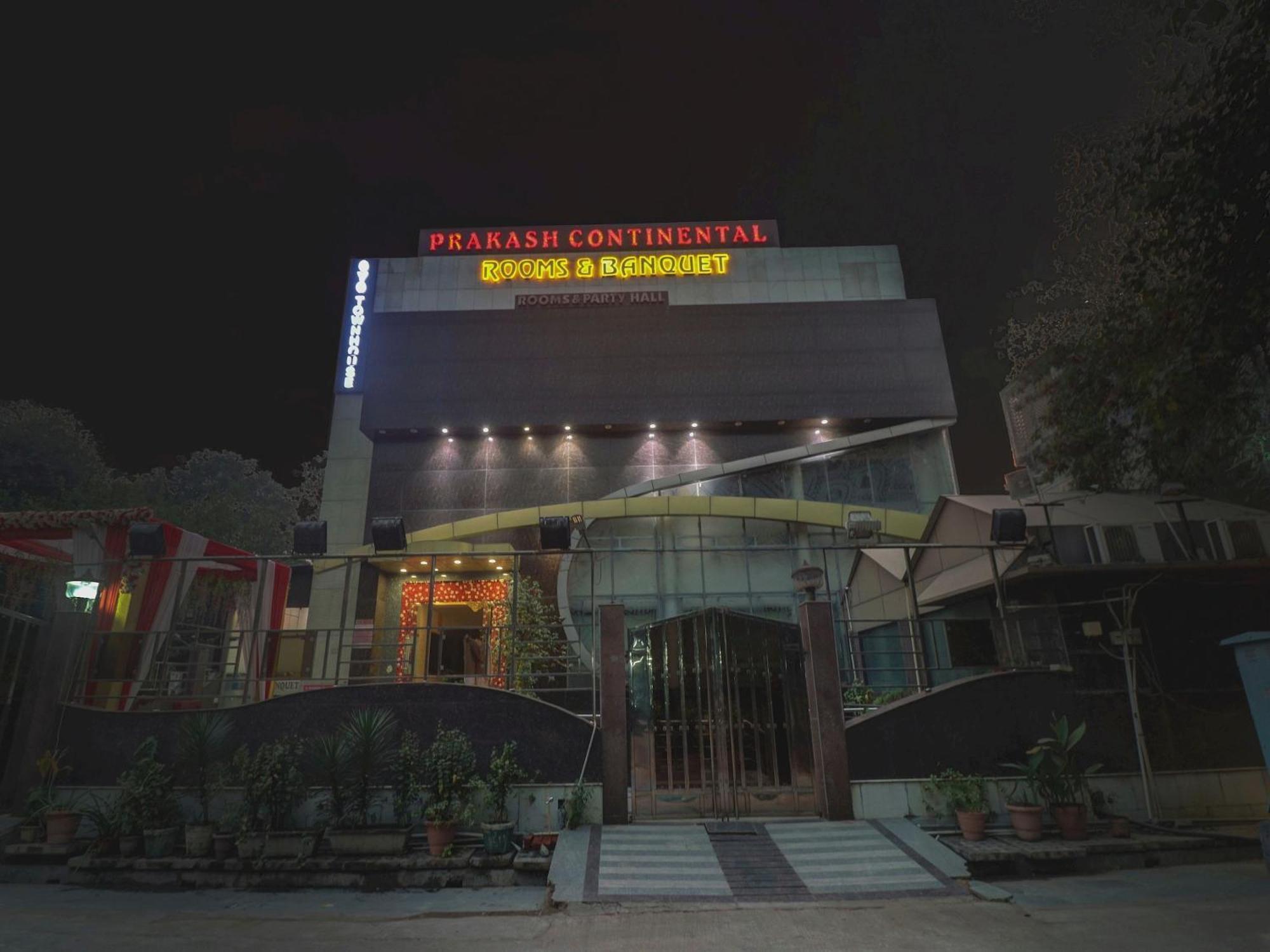 Hotel Townhouse Prakash Continental Near Netaji Subhash Place Metro Station