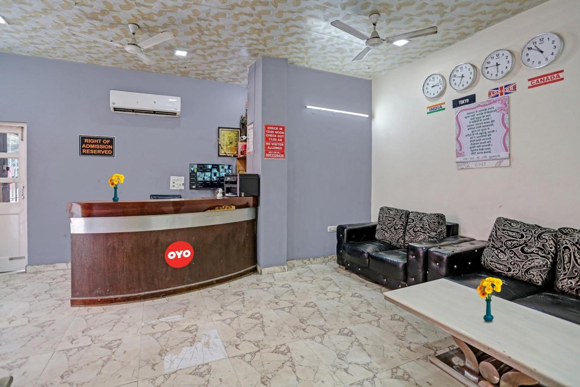 O Raas Near Near Laxmi Nagar Metro Station New Delhi