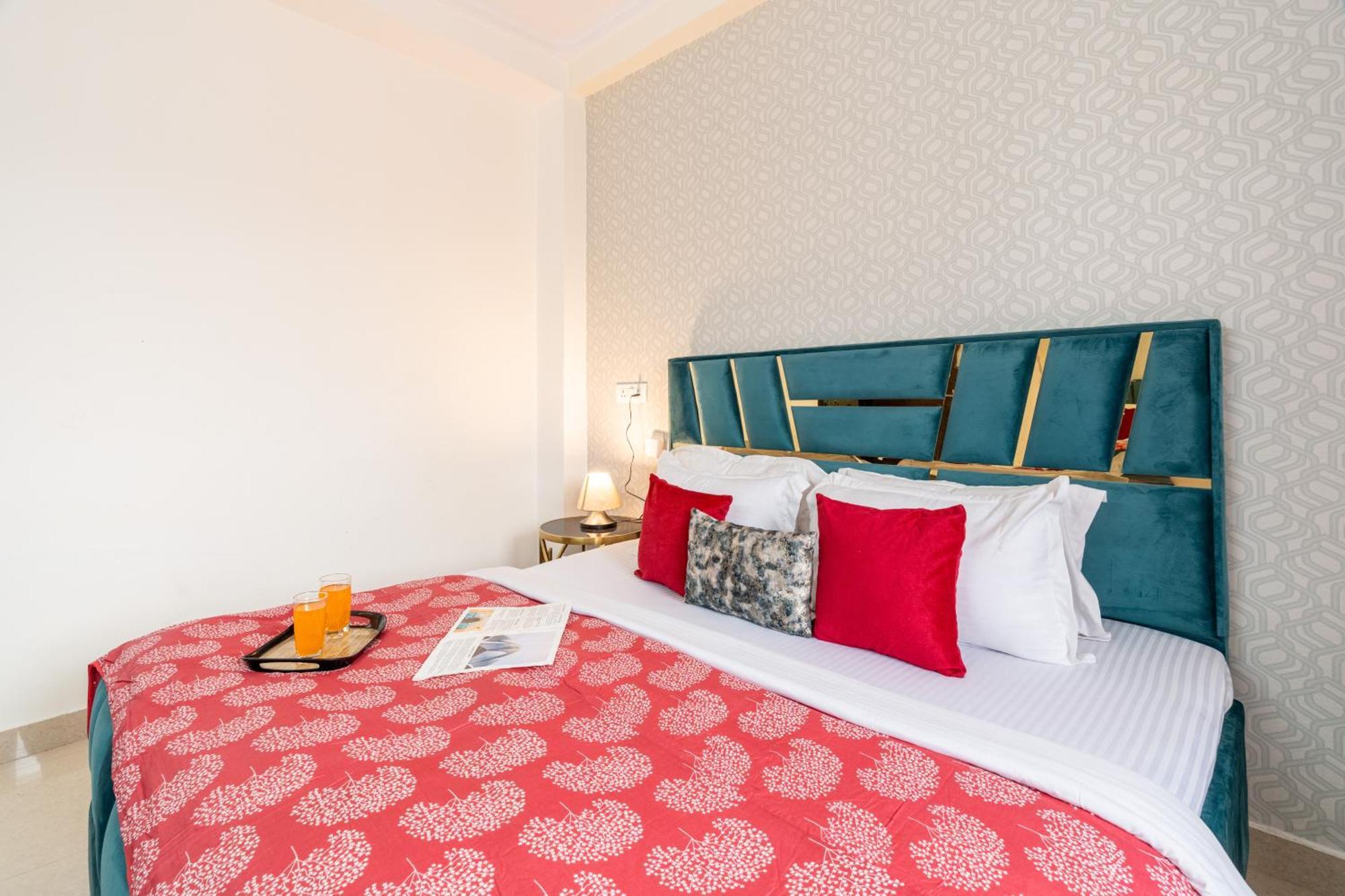 Homlee-vintage 2bhk With Fort/park View New Delhi