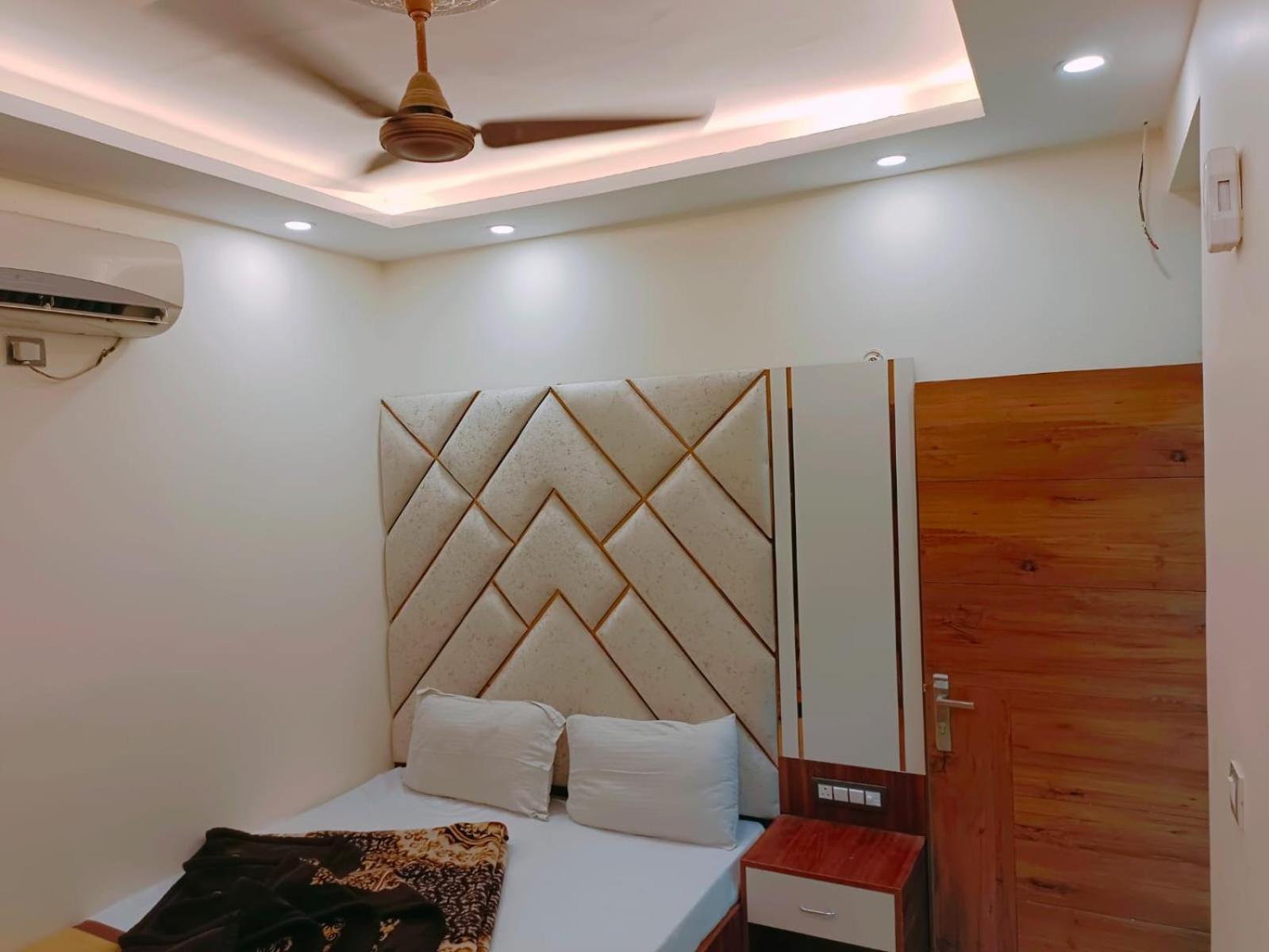 Guest house Sona Railway Station *