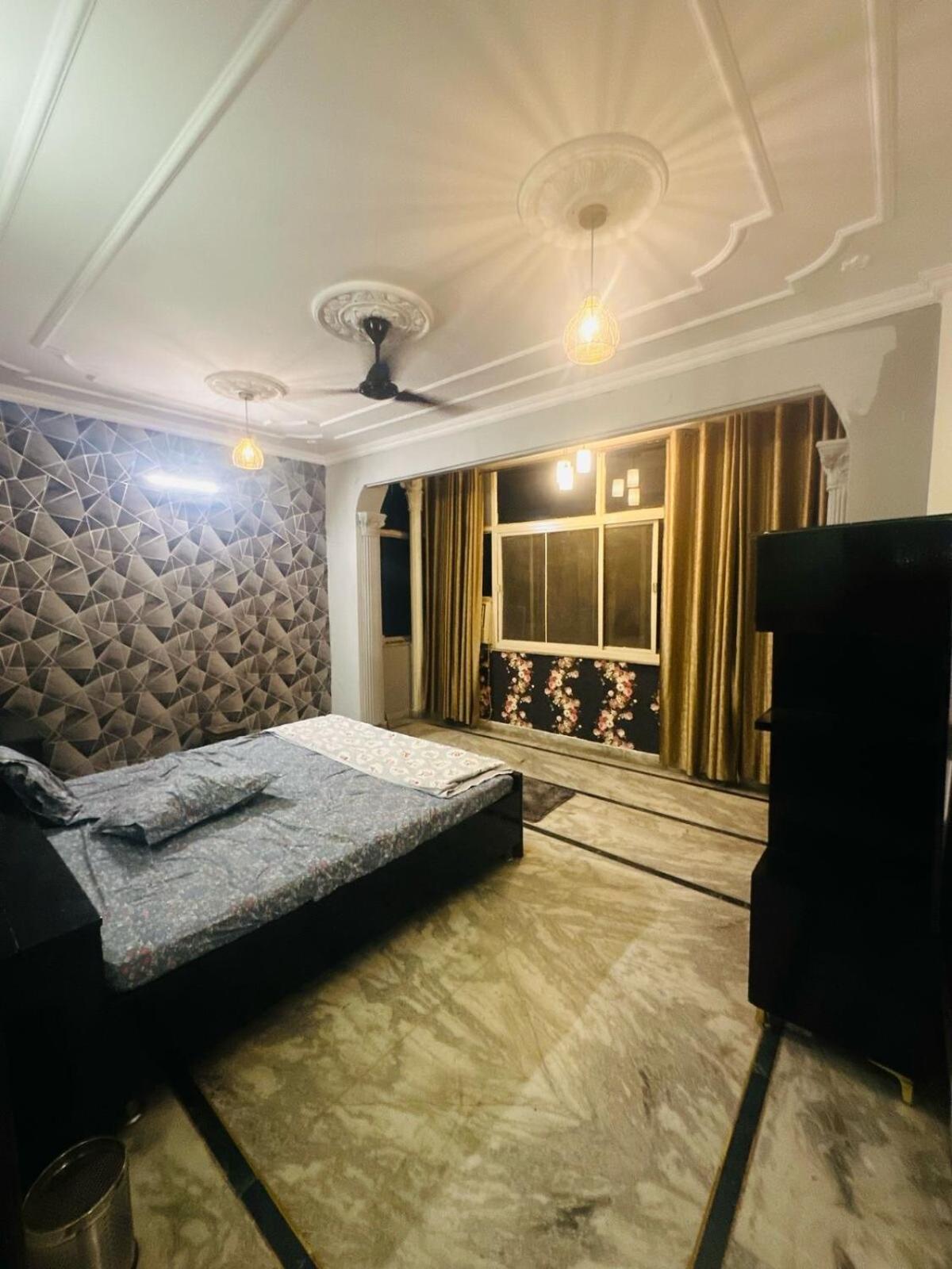 Cozy Abode Apartment *