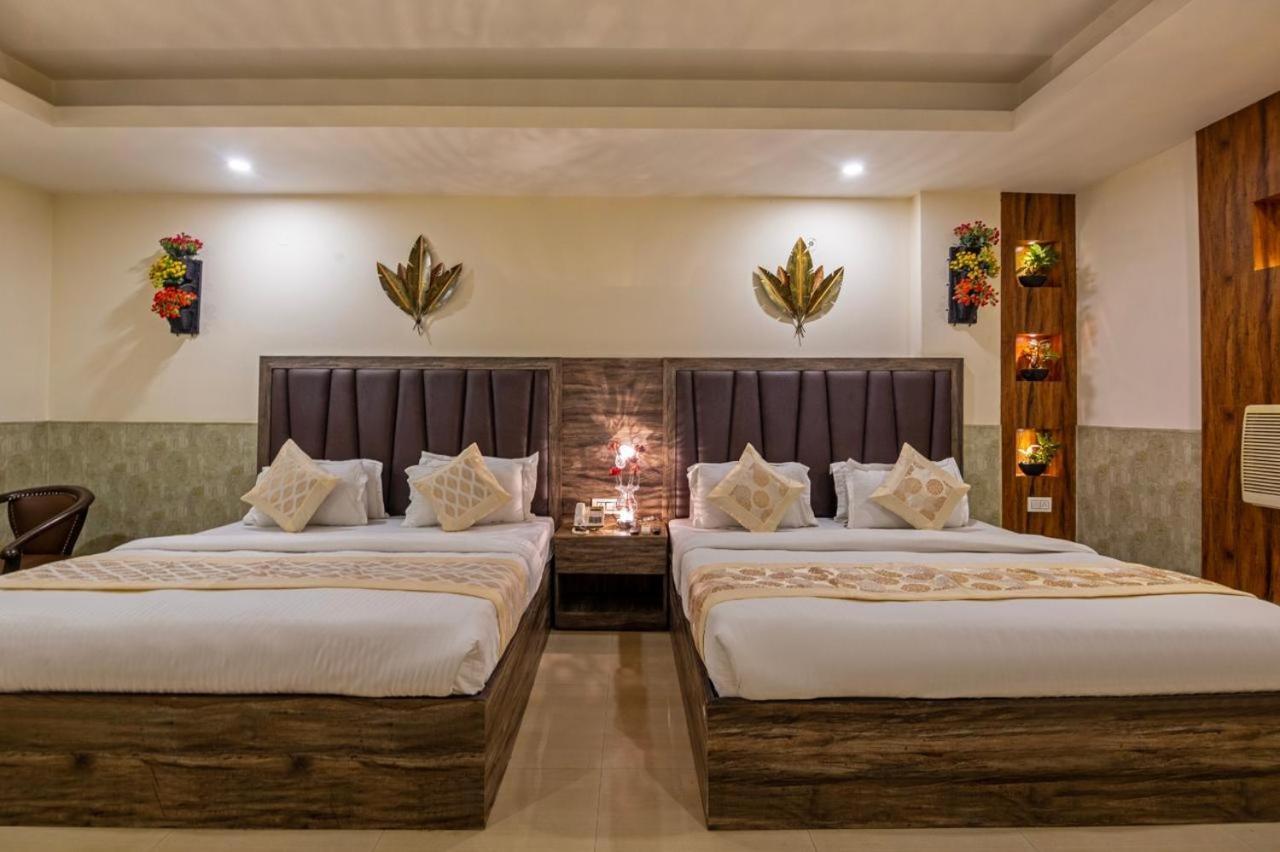 Hotel Mahajan International *