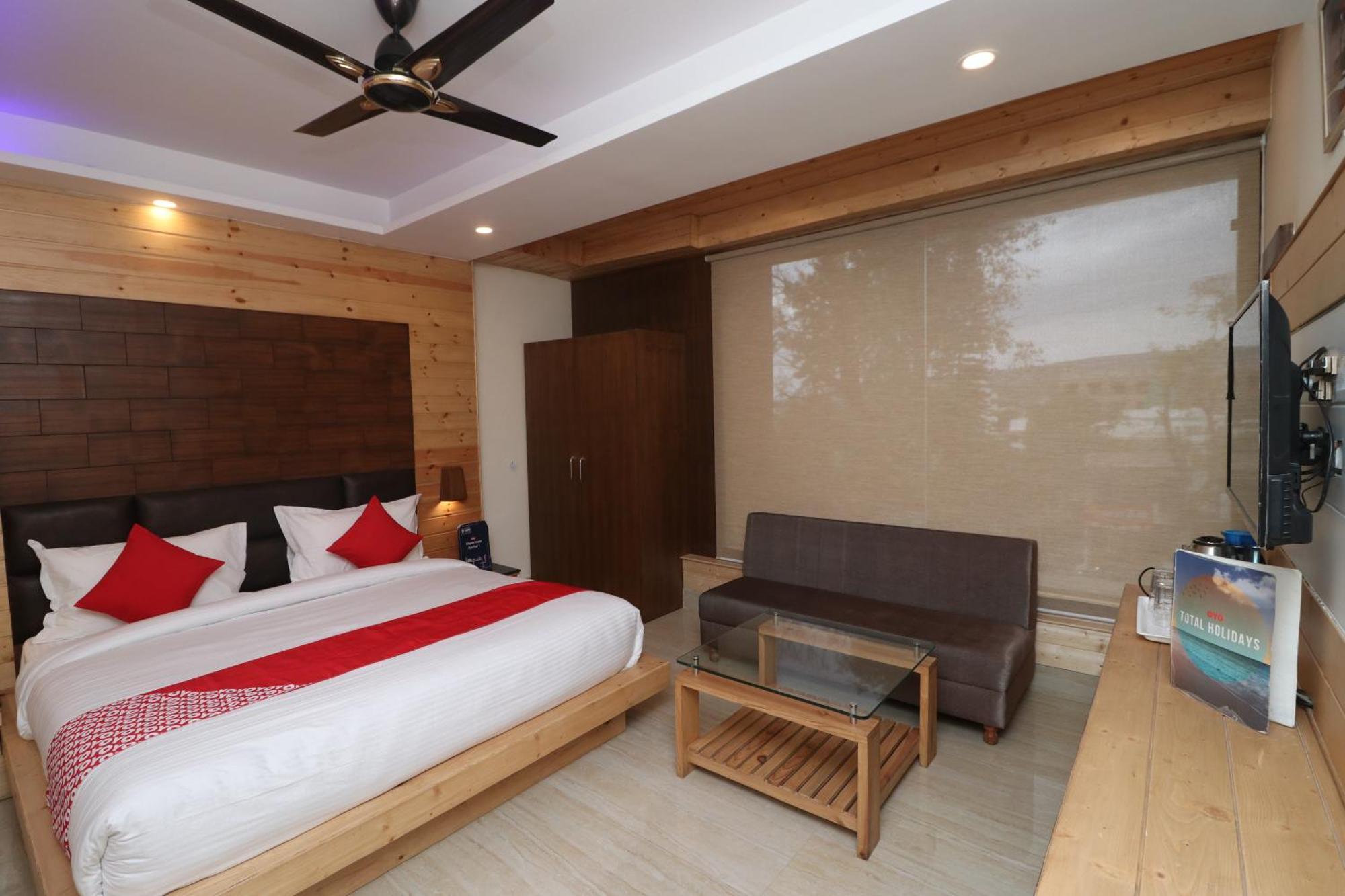 Luxe Retreat Hotel New Delhi