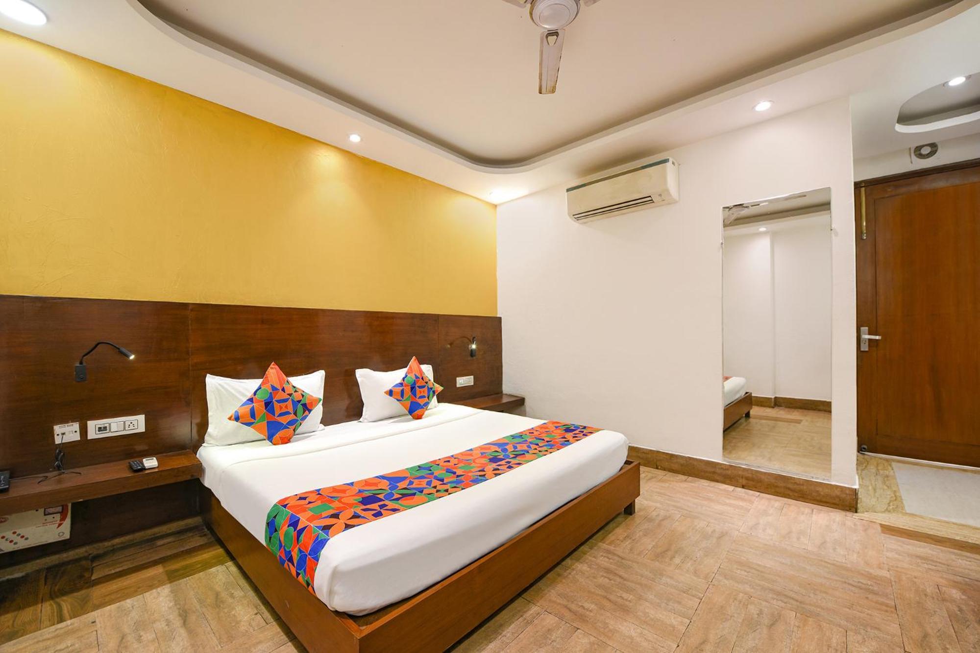 Fabhotel Under Bridge New Delhi