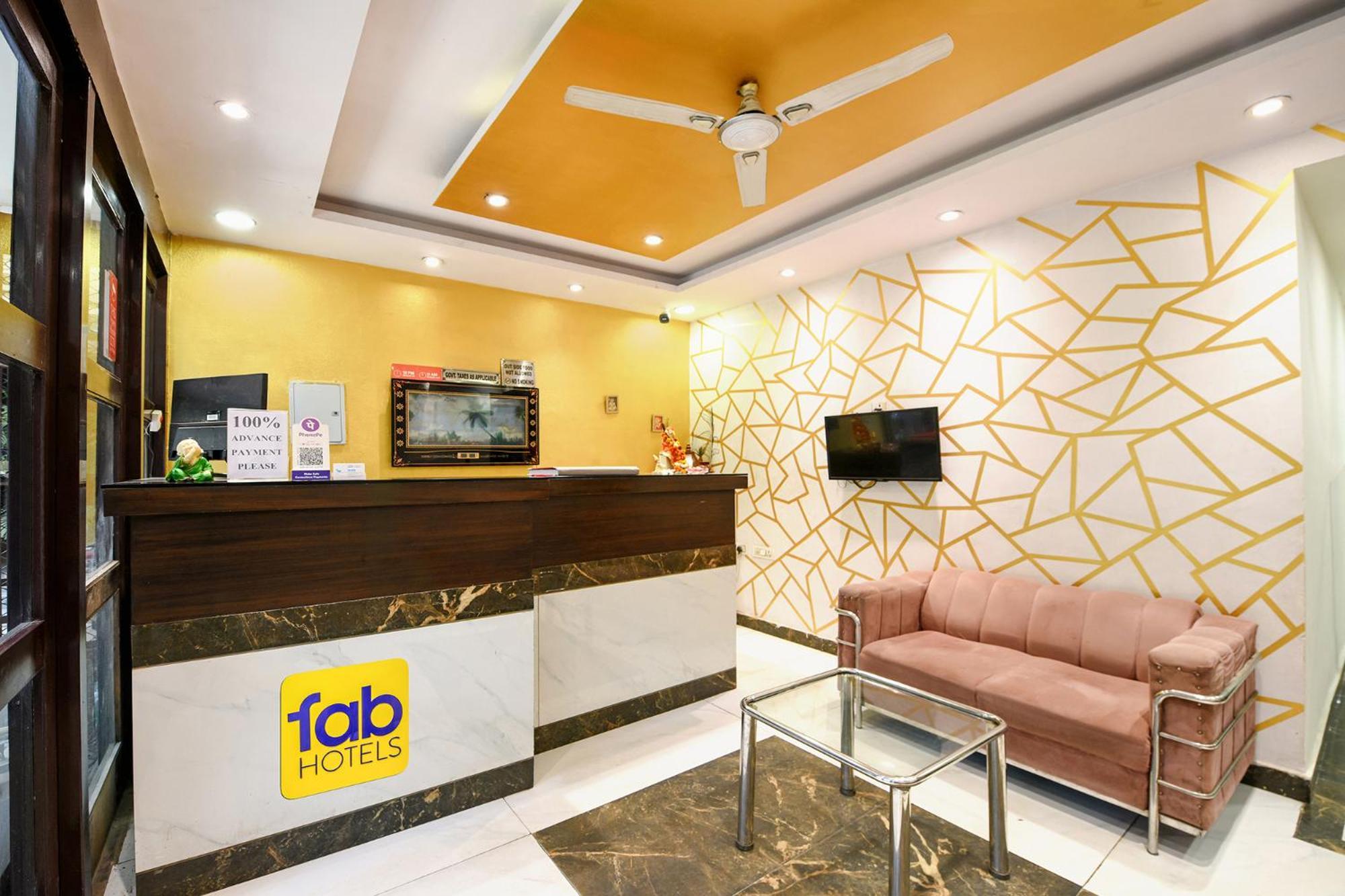 Fabhotel Under Bridge New Delhi