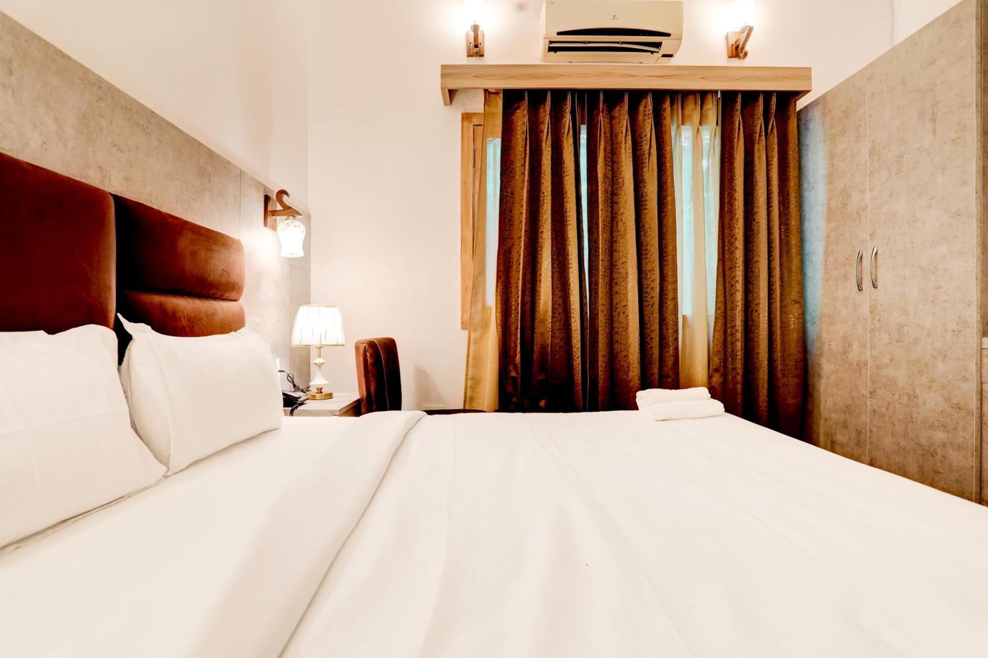 Staybook Aira Railway Station Paharganj 4* Nova Deli