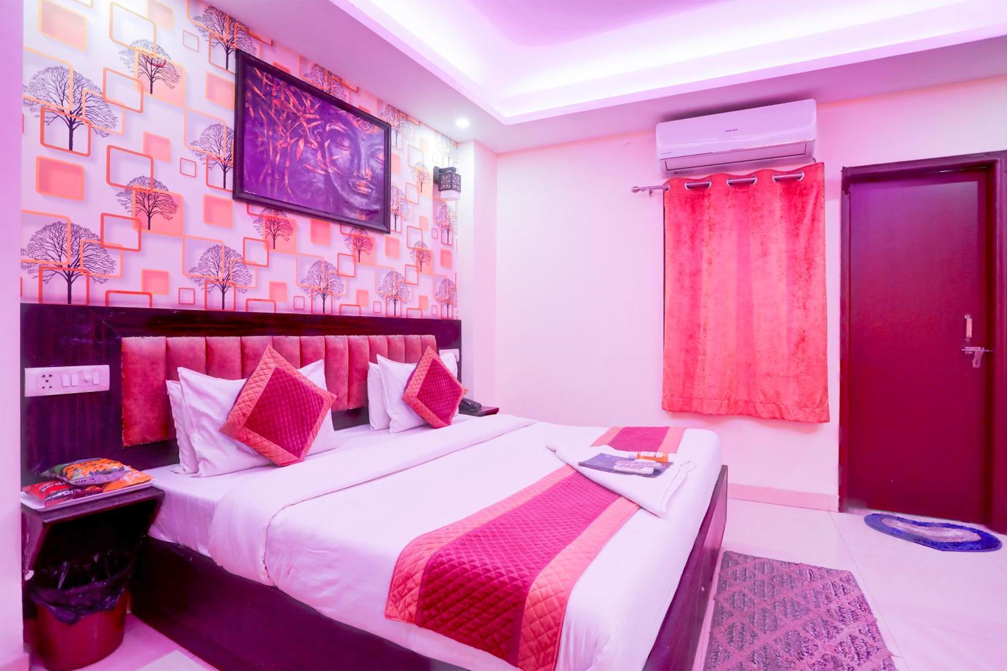 Royal Sky Luxury Near Delhi Airport Hotel New Delhi
