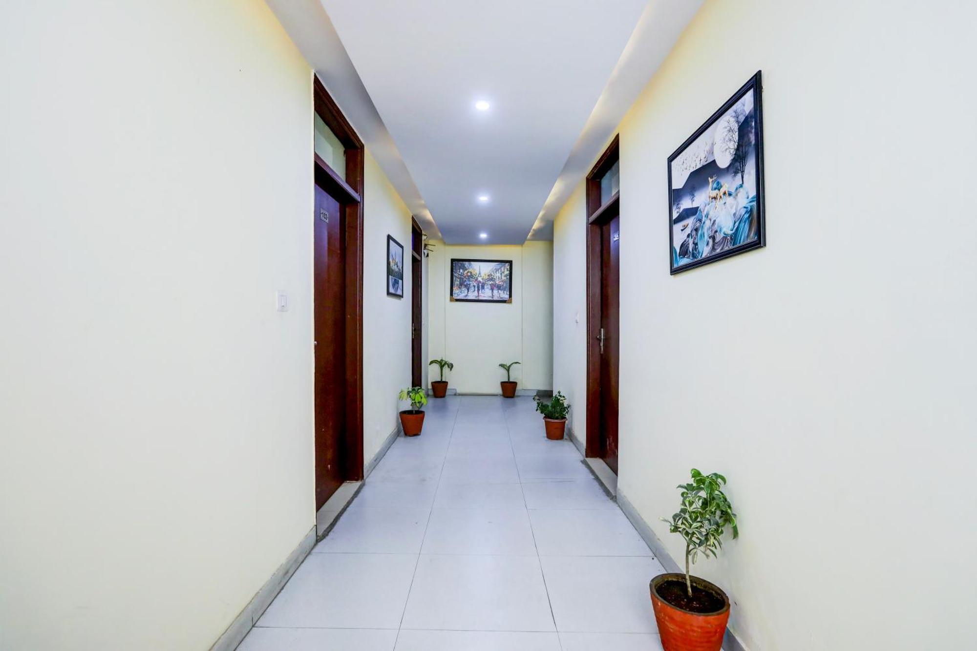 Hotel Royal Sky Luxury Near Delhi Airport New Delhi