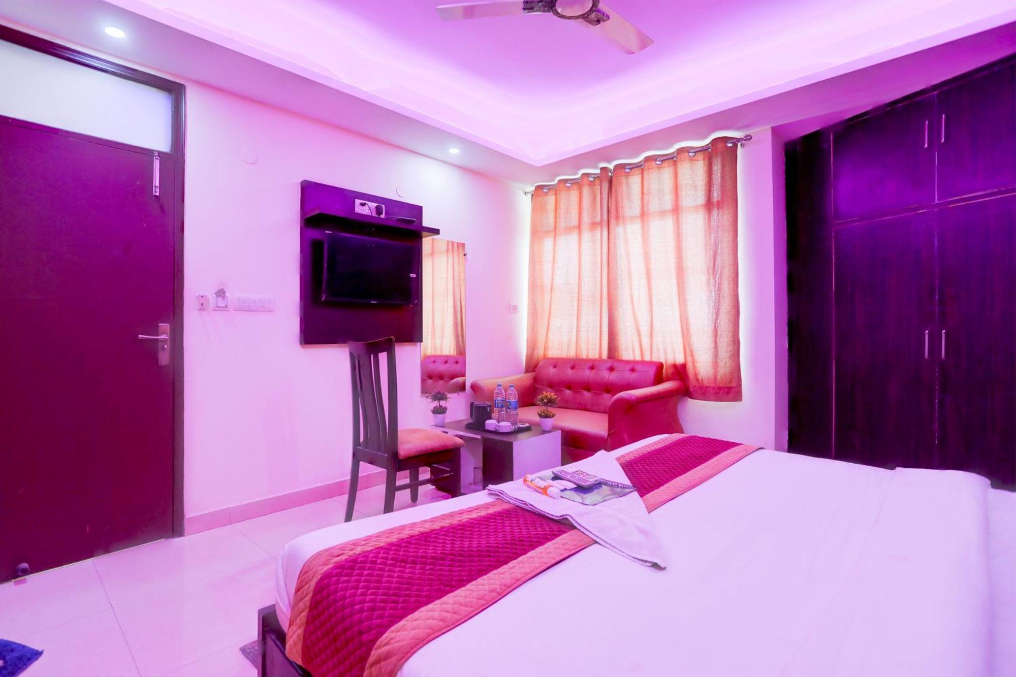 Royal Sky Luxury Near Delhi Airport New Delhi