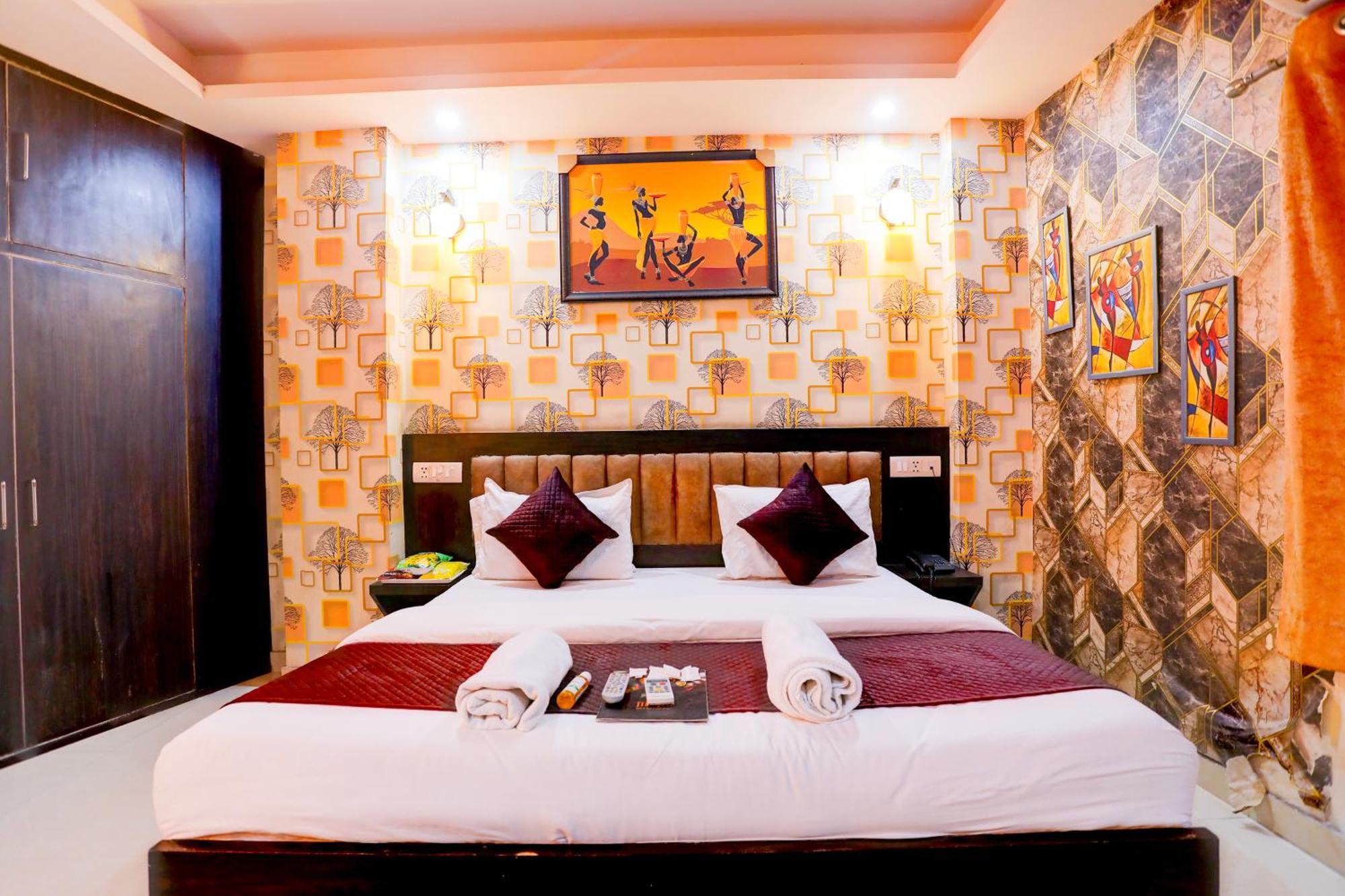 Hotel Royal Sky Luxury Near Delhi Airport