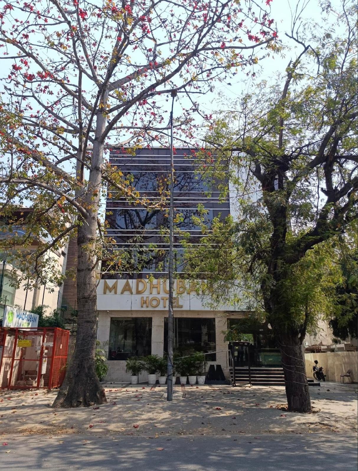 Hotel Madhuban , 4*
