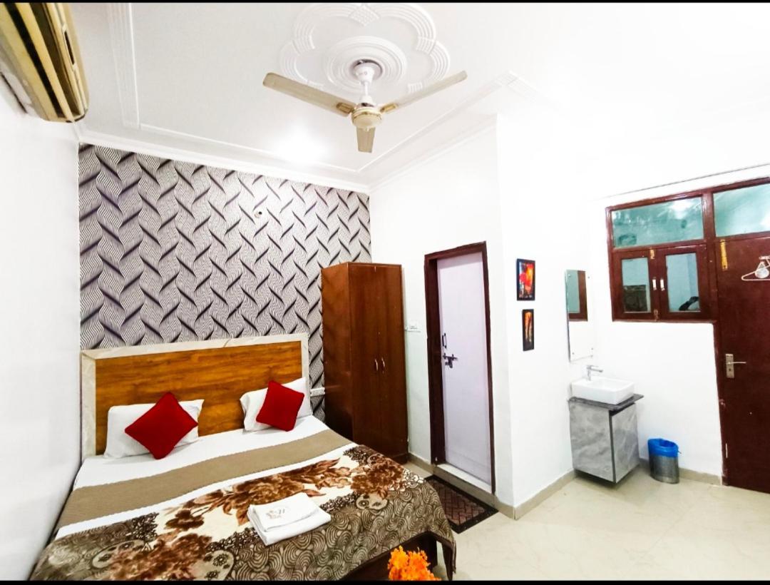 The Super Residency - Near Nizamuddin Markaz & Auliya Dargha * New Delhi