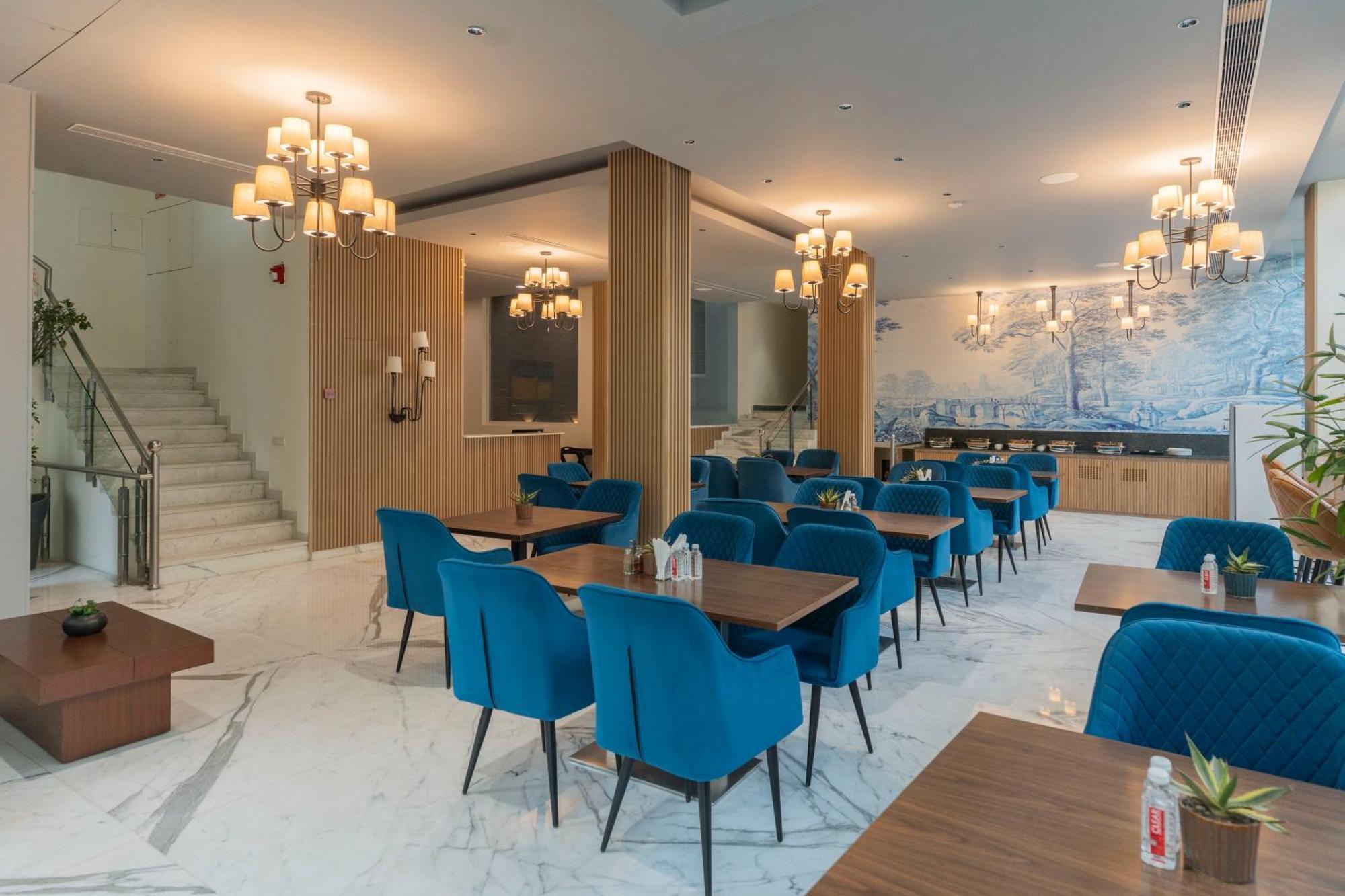 Ahuja Residency Sage Hotel New Delhi