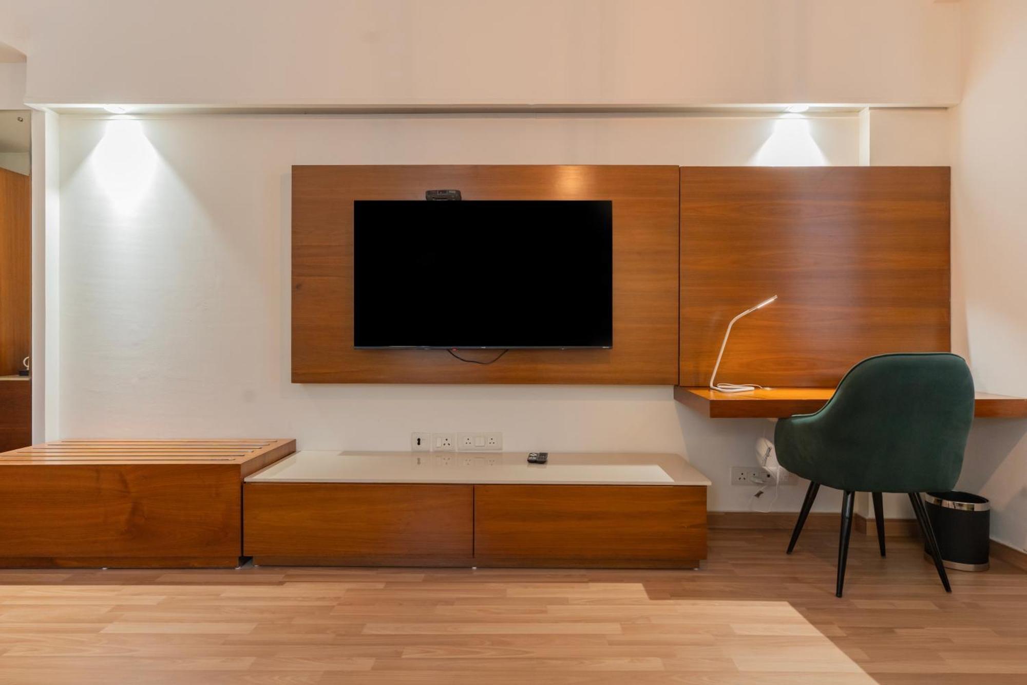 Ahuja Residency Sage 3* New Delhi