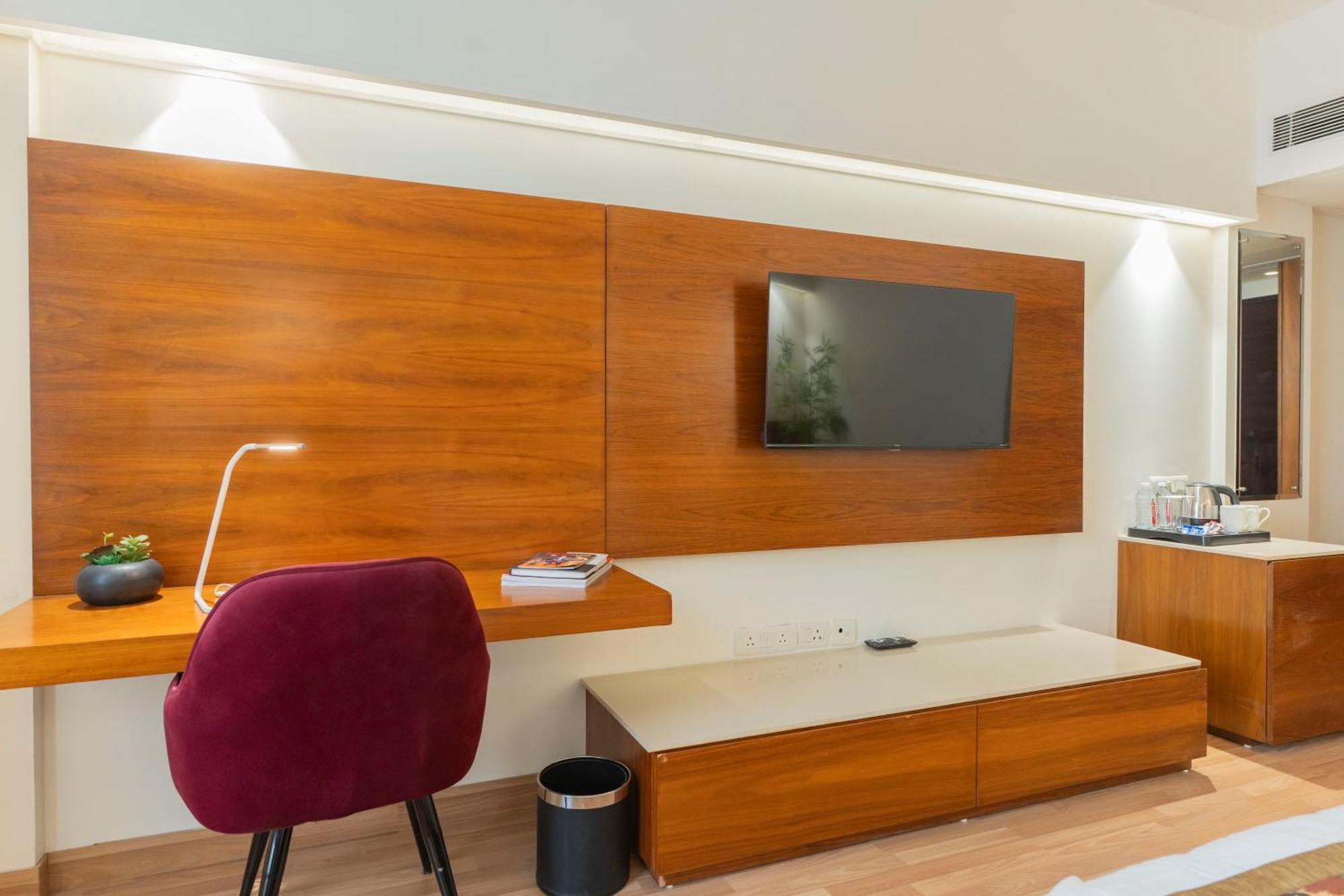 Hotel Ahuja Residency Sage 3*