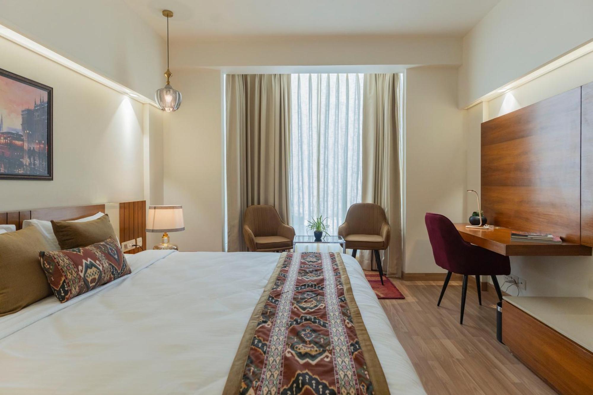 Ahuja Residency Sage