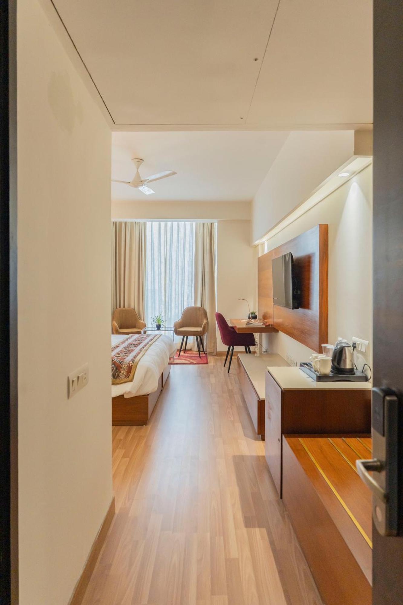Ahuja Residency Sage Hotel 3*