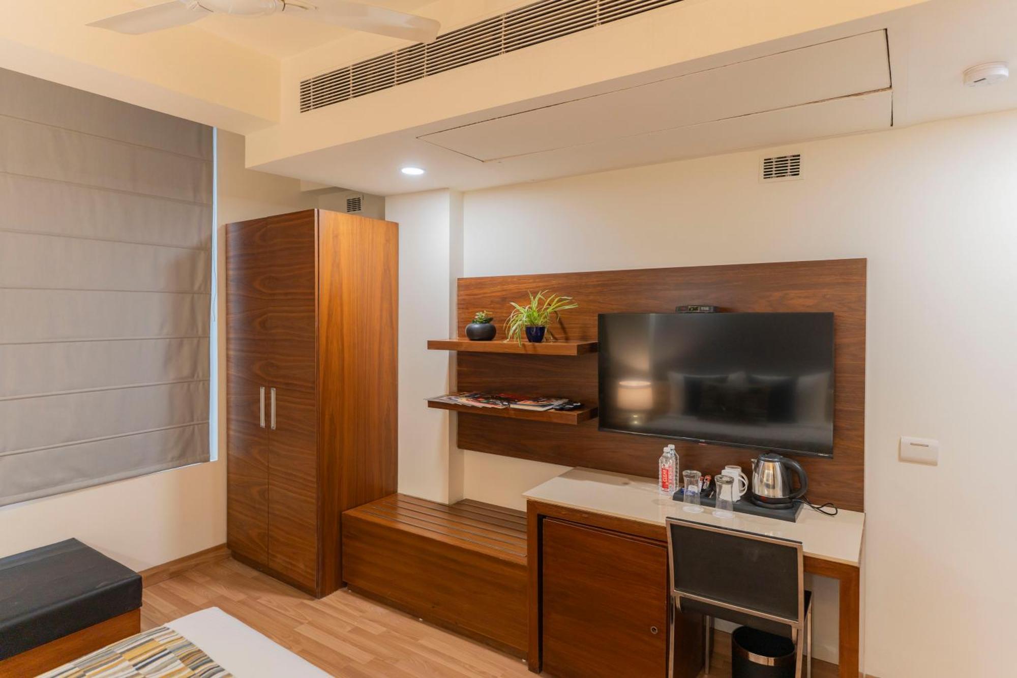 Ahuja Residency Sage Hotel