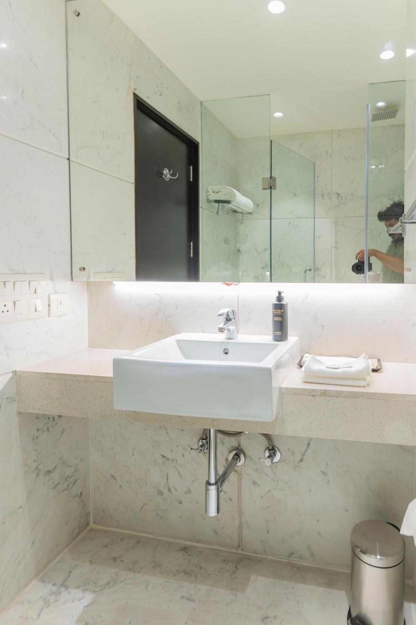 Ahuja Residency Sage Hotel 3*