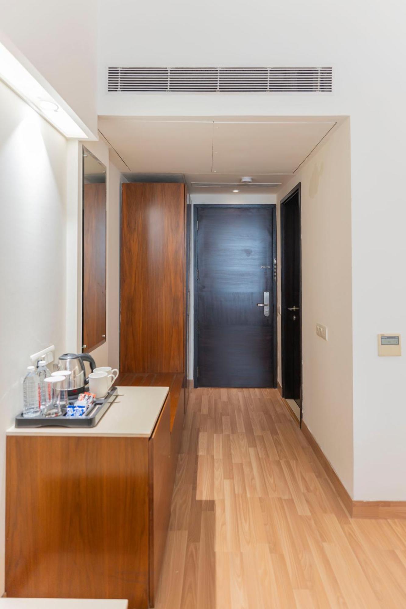 Hotel Ahuja Residency Sage 3*