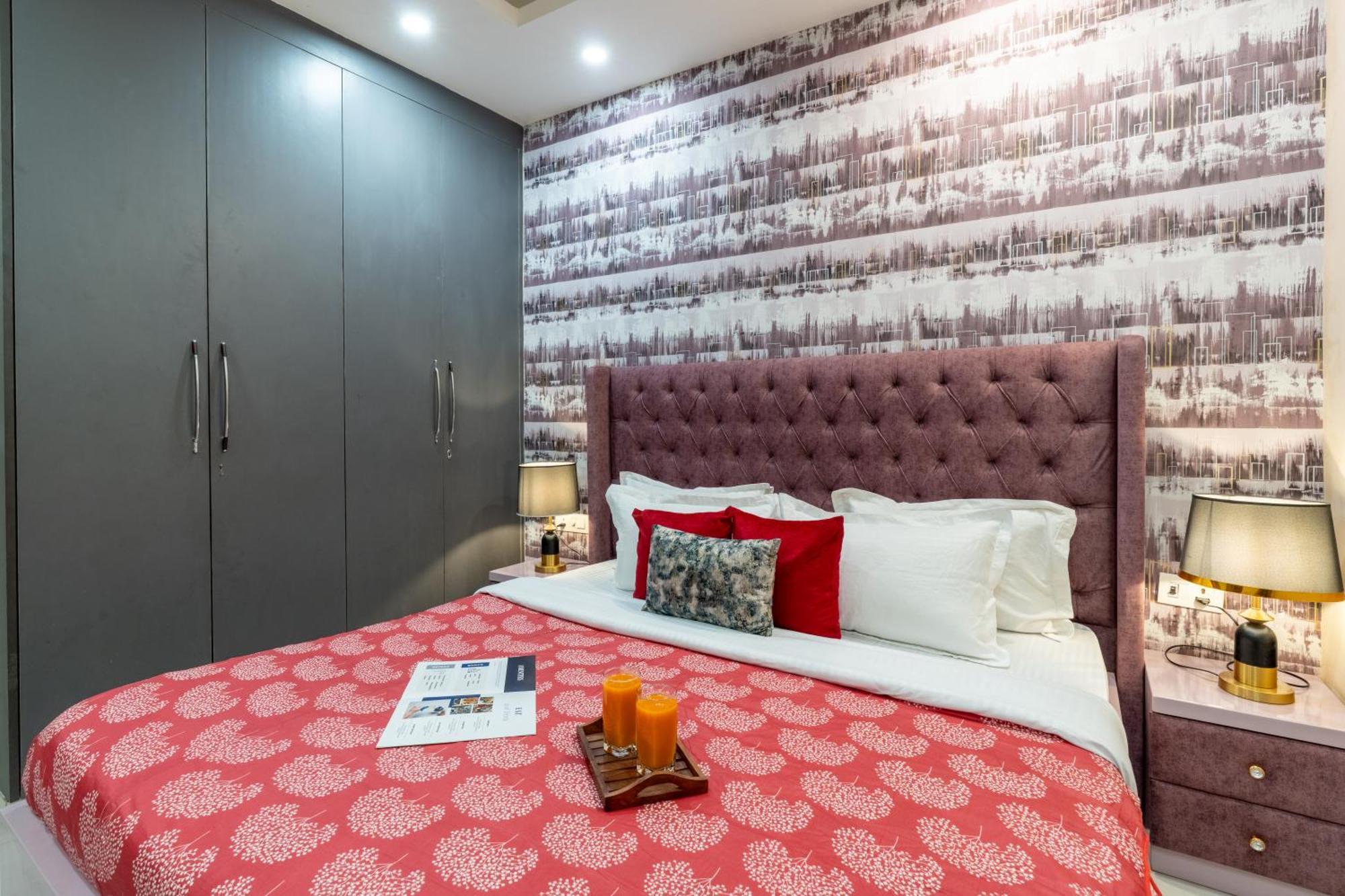 Homlee-saket Anupam Stylish 3bhk In South Delhi * New Delhi