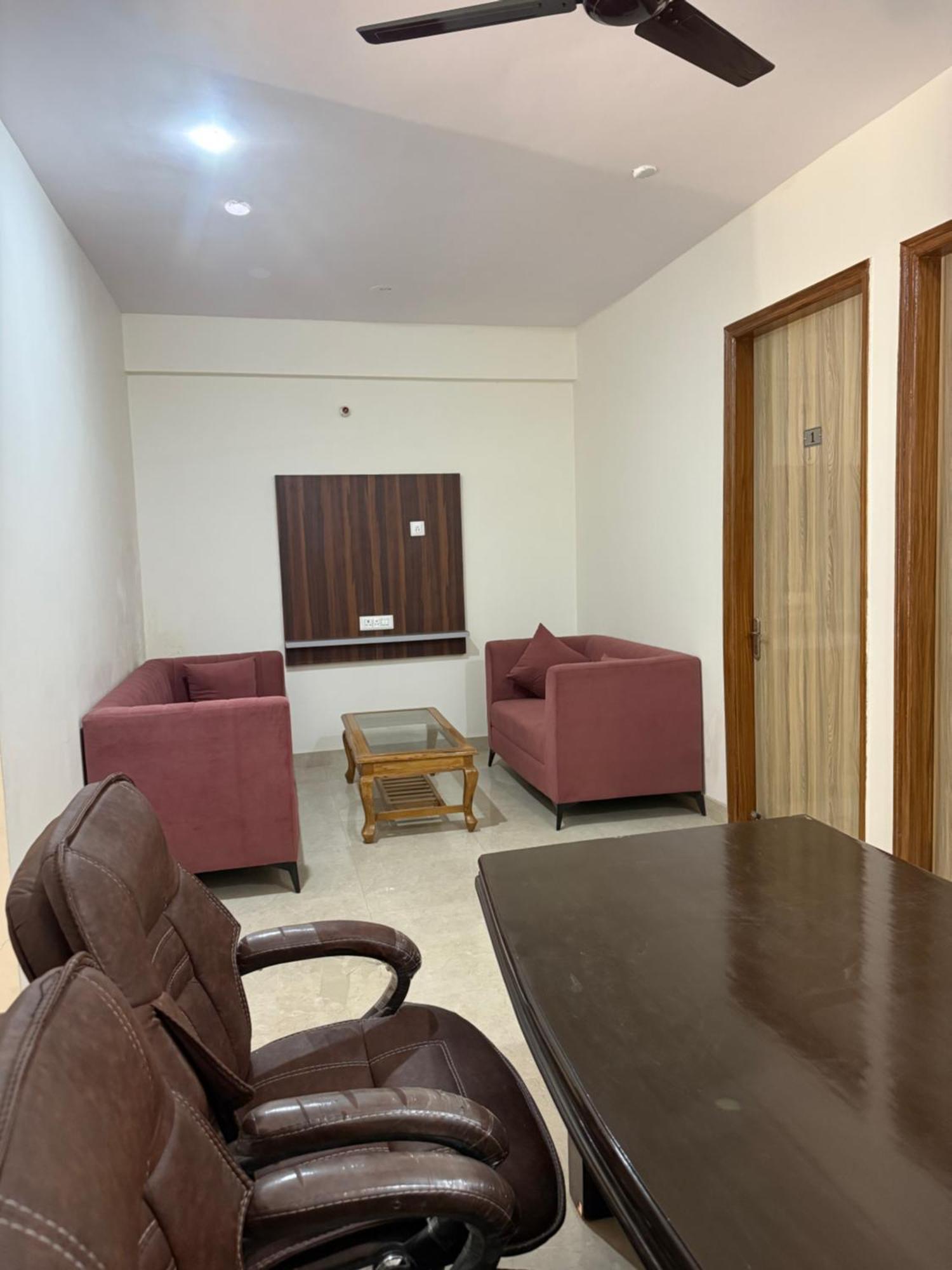 Hotel Heritage International New Delhi