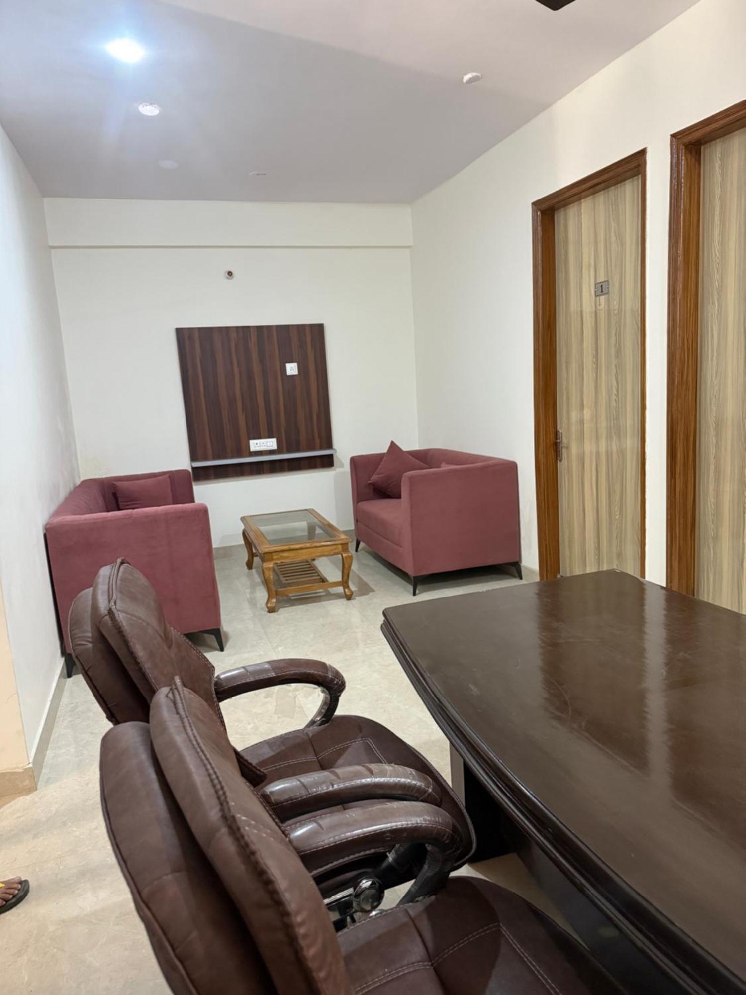 Hotel Heritage International New Delhi