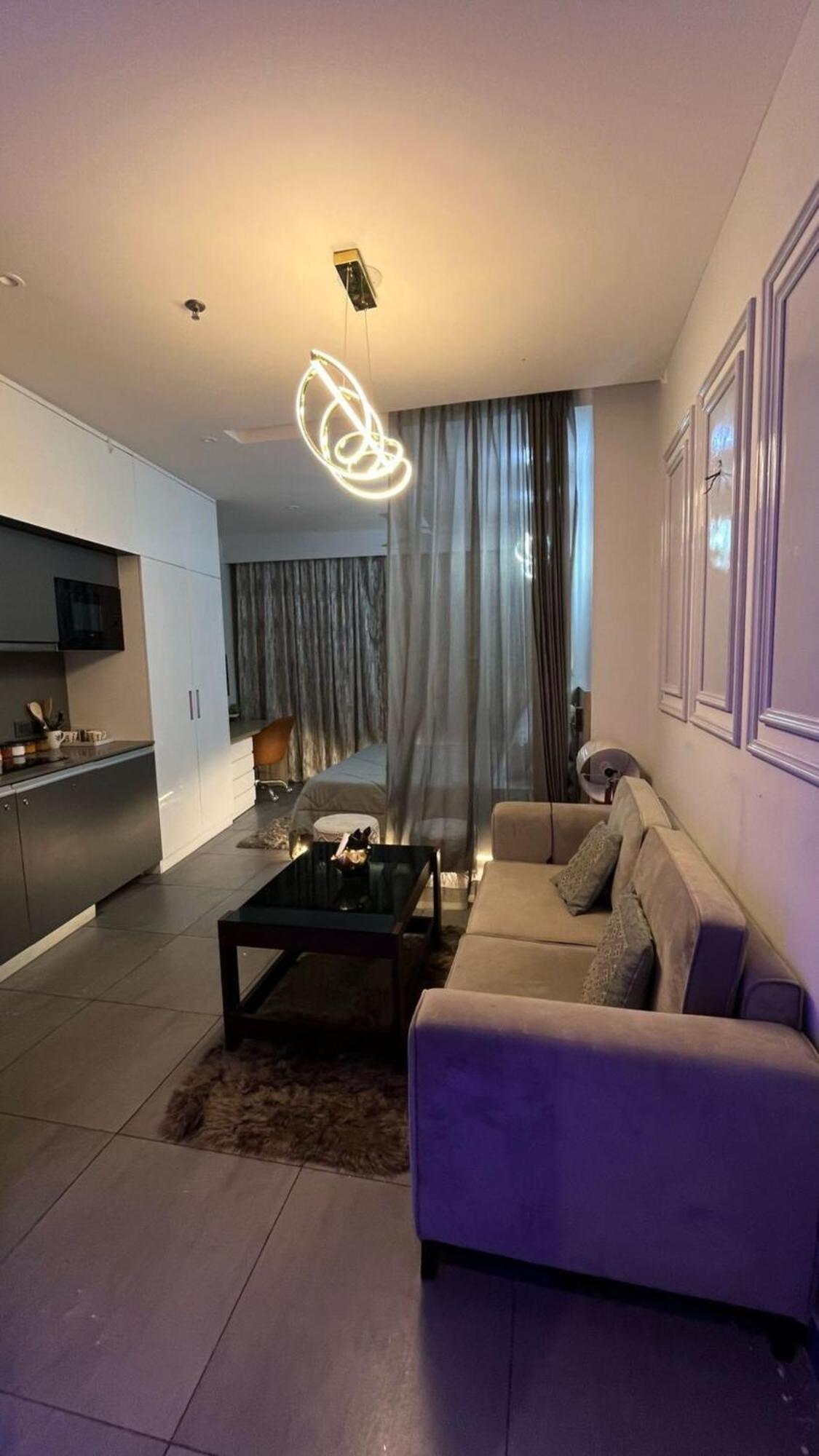 Apartment Supernova Luxury Stays In Noida *