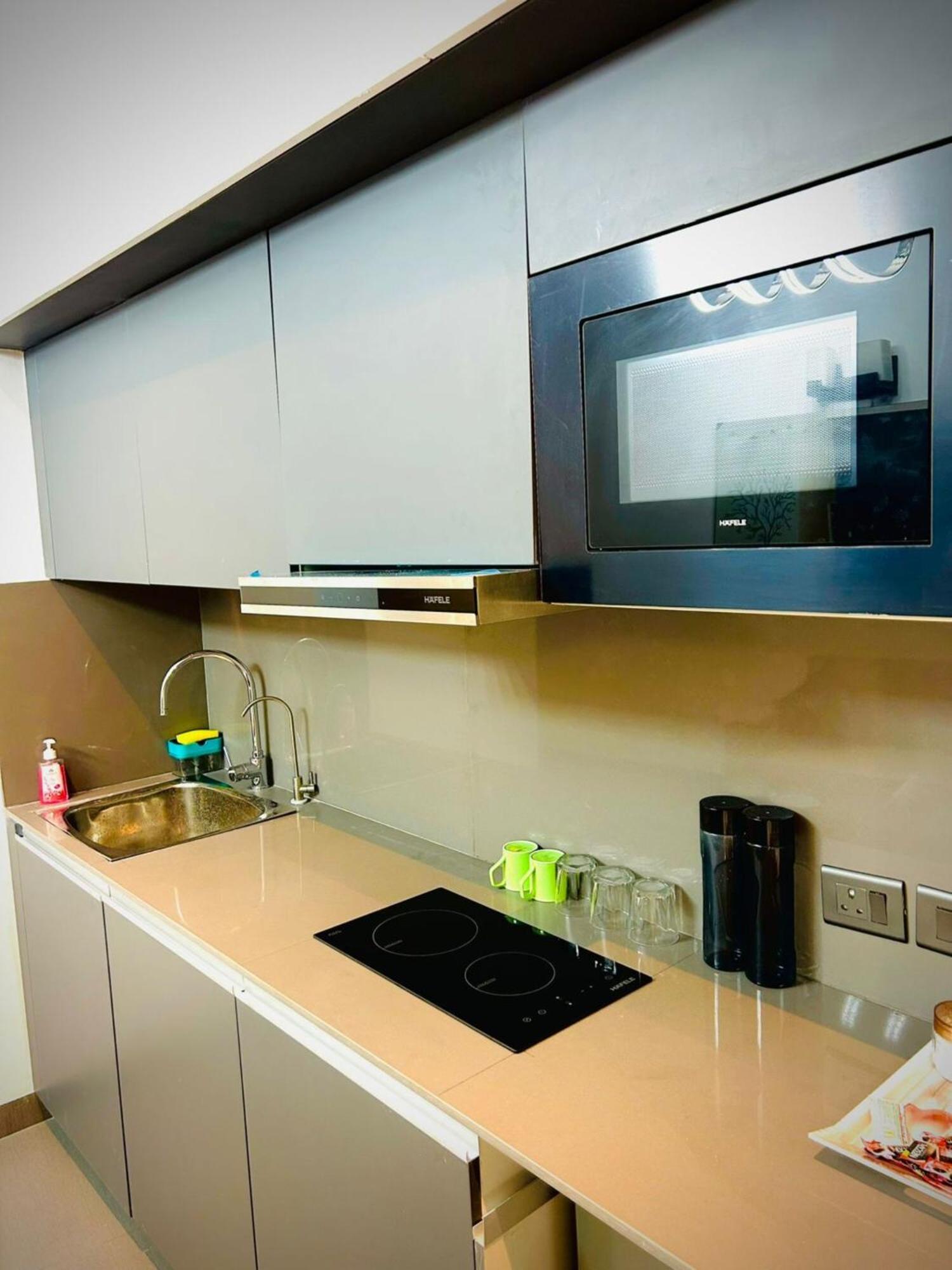 Apartment Supernova Luxury Stays In Noida