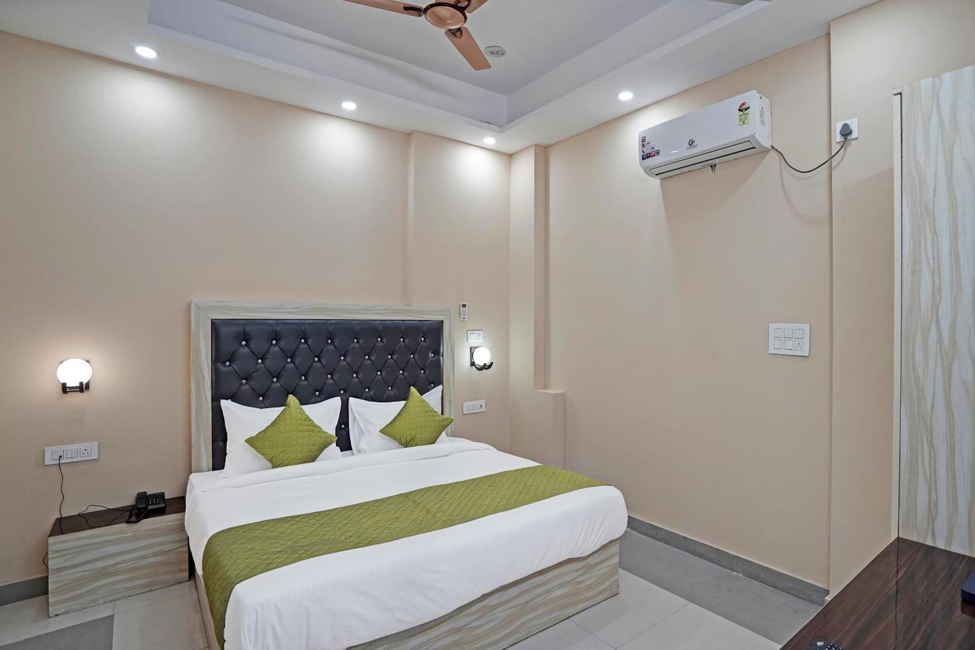 Prem Dulexe' 200 M From Railway Station Hotel Nova Deli