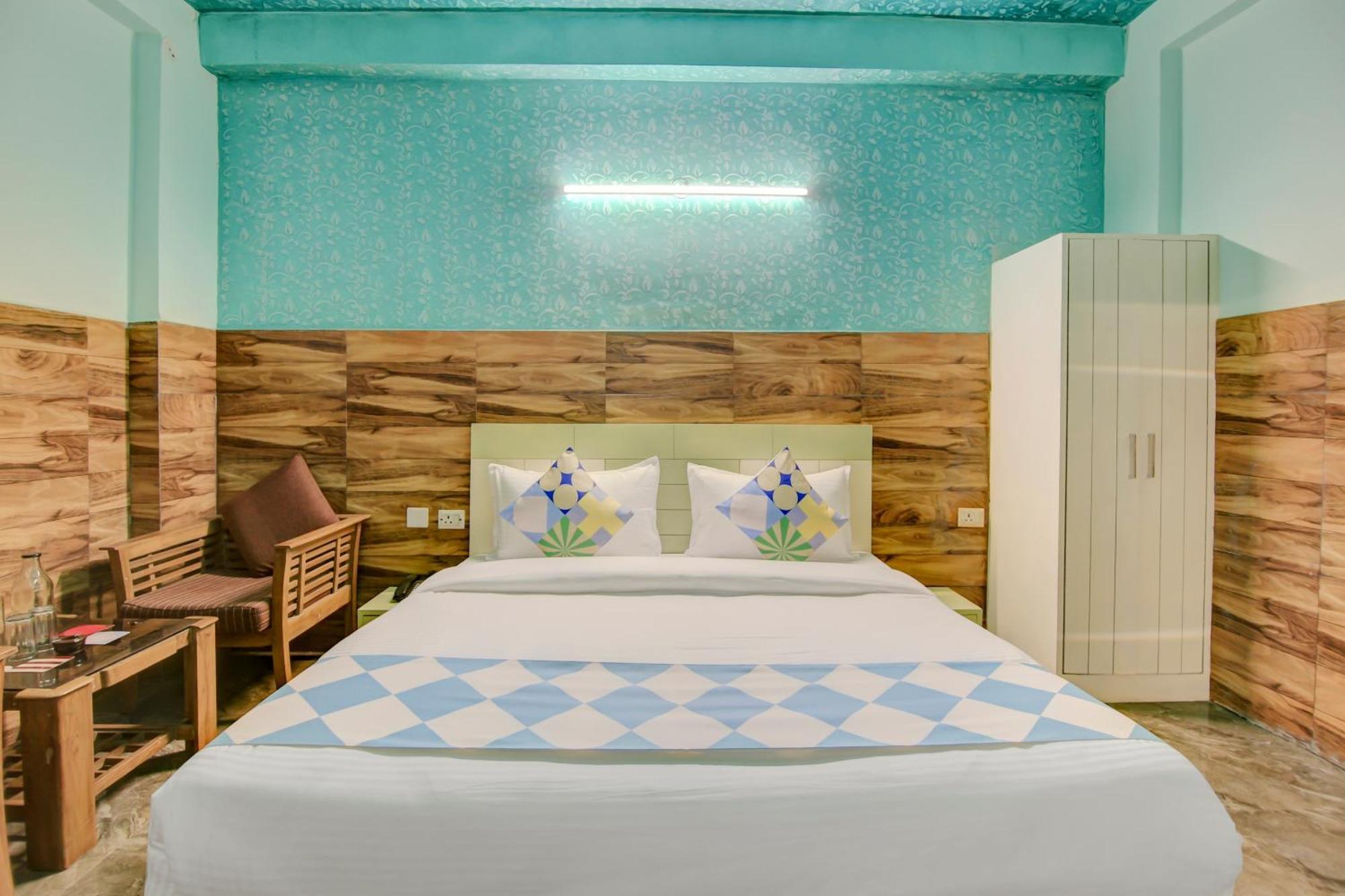 Hotel Urban Lion - Igi Delhi *