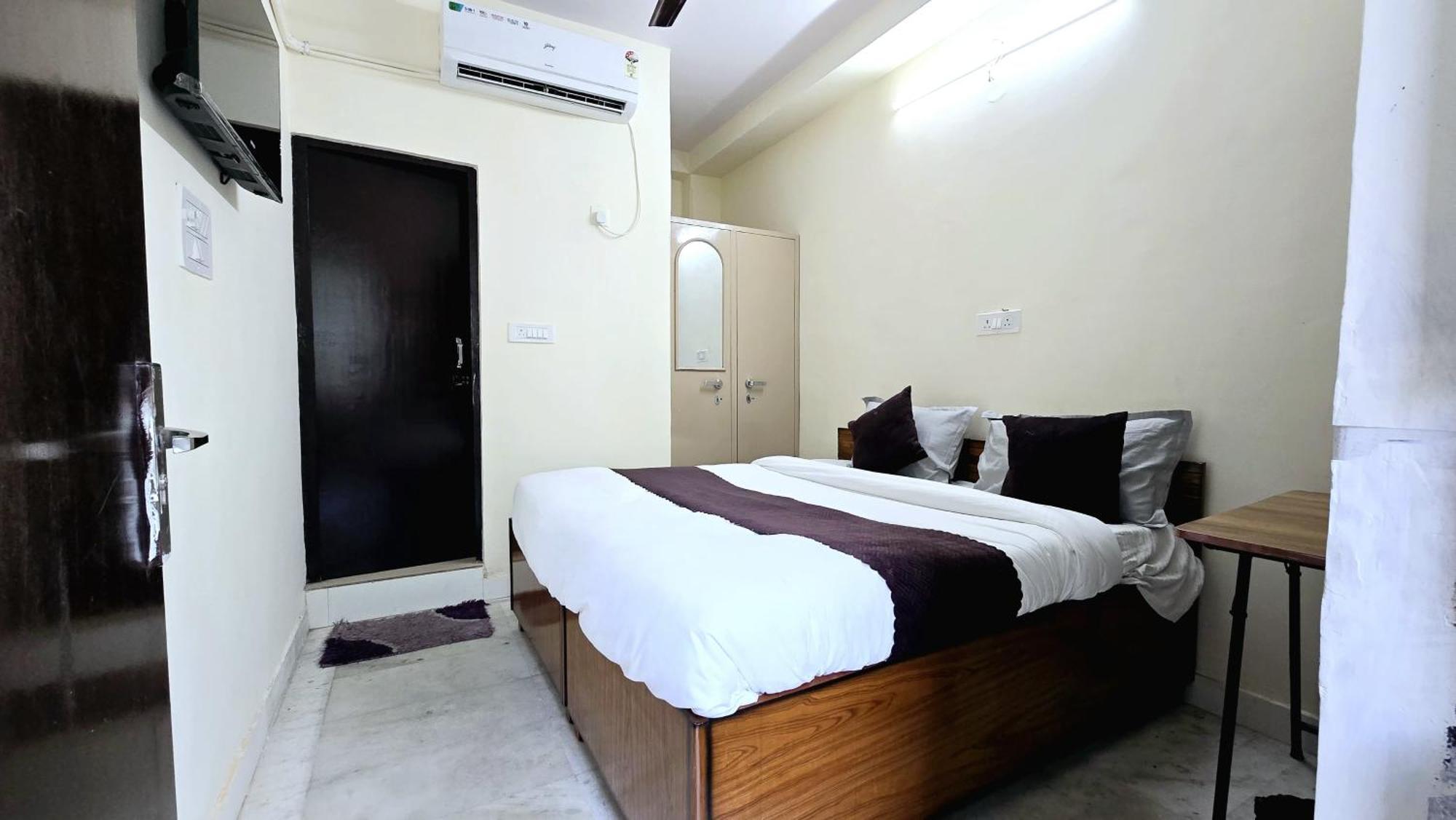 Cr Residency - Near Us Embassy Chanakyapuri Hotel New Delhi
