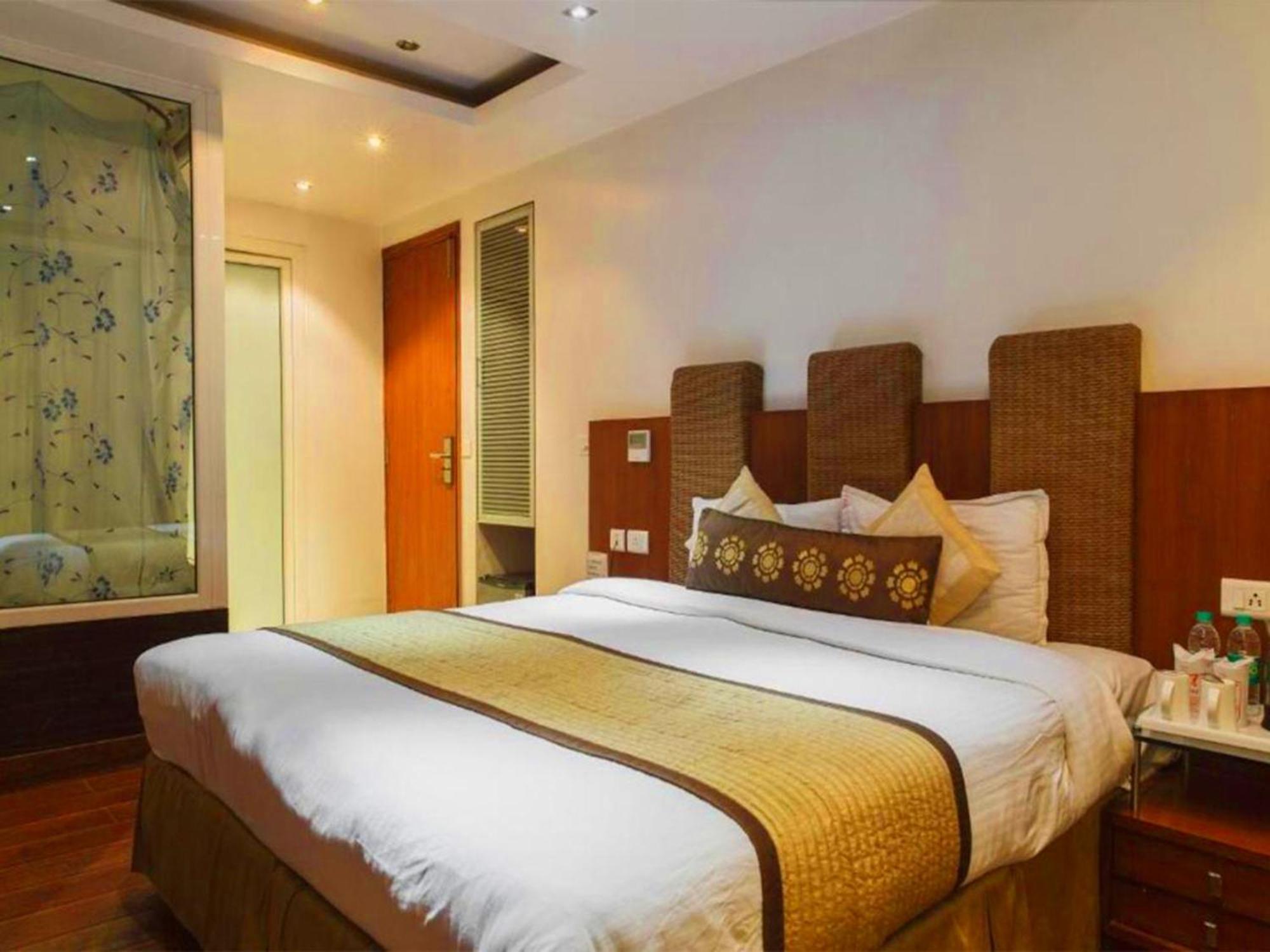 Palm Do'r - 02 Mins From Railway Station 3* New Delhi