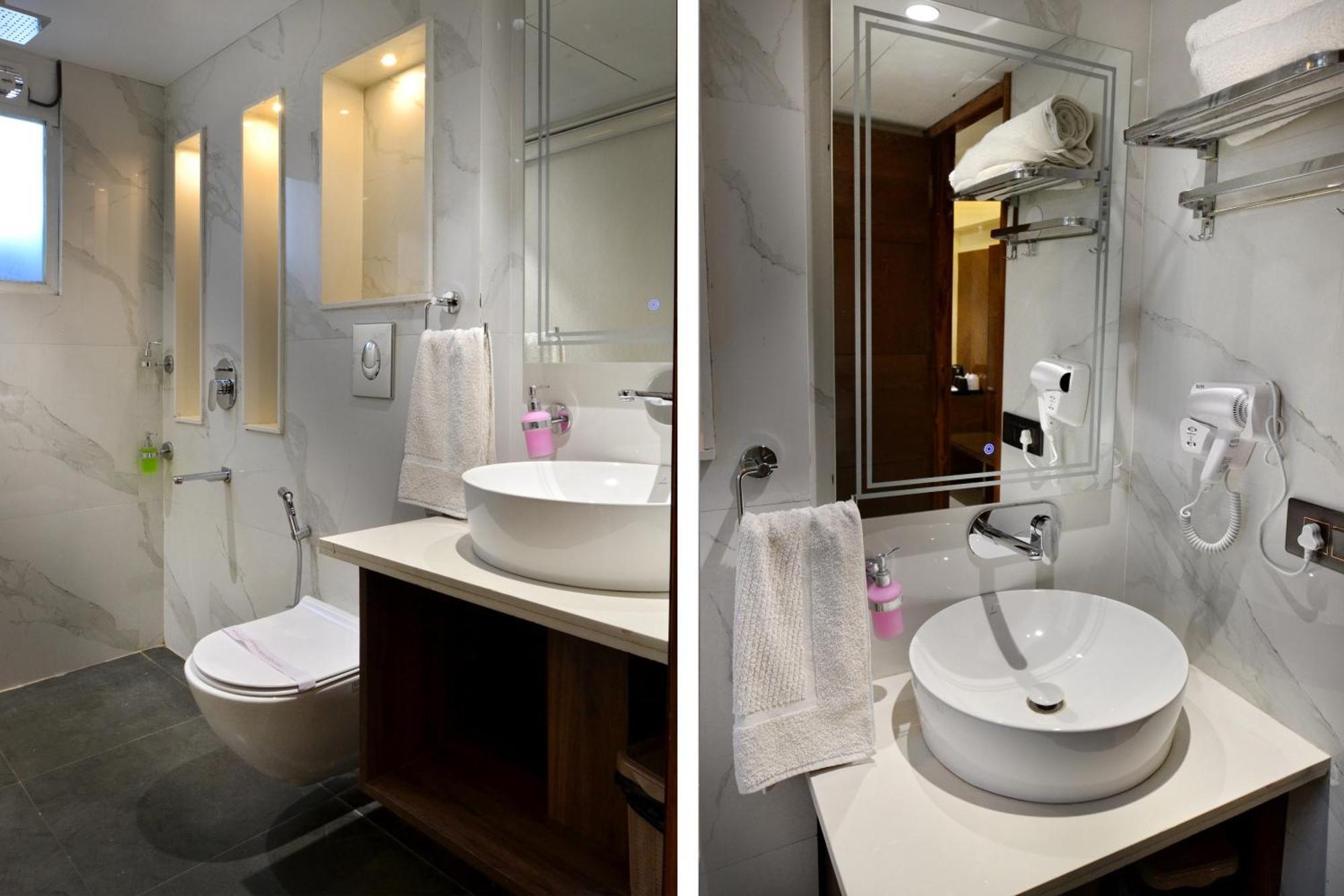 Grand Plaza In Centre - At Railway Station Hotel New Delhi