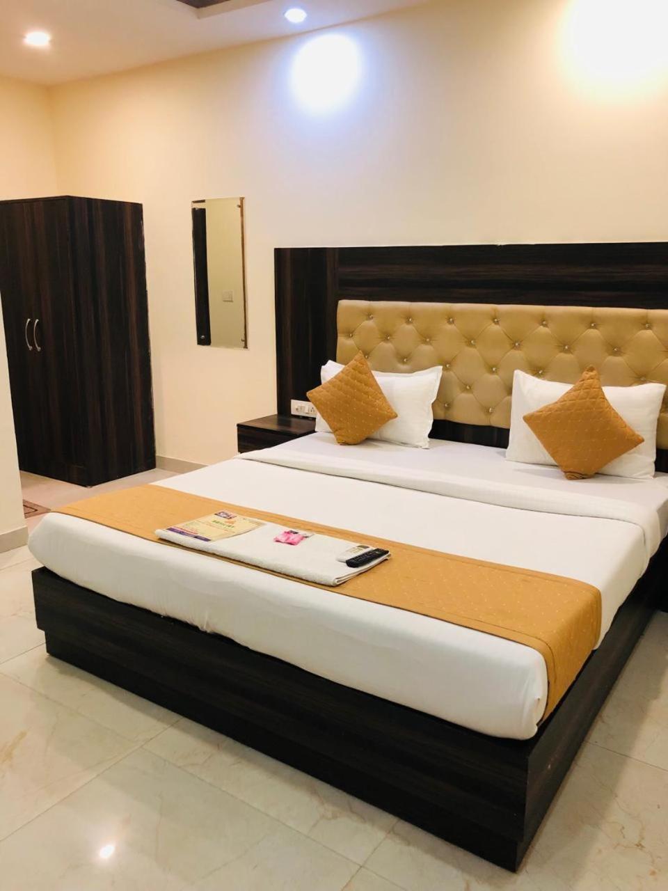 Hotel Ivy Plaza Near Igi Airport New Delhi