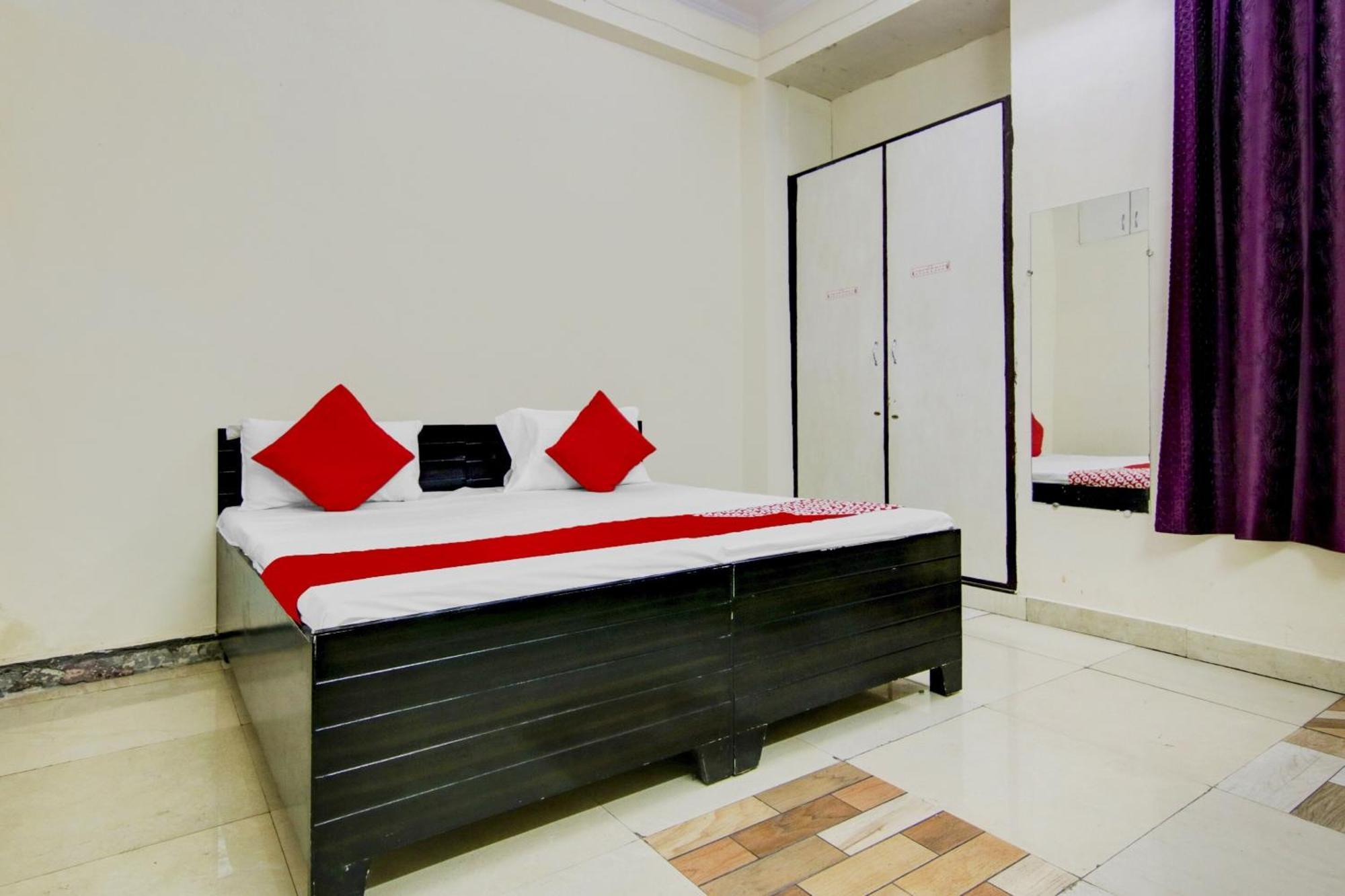 Hotel O Hansa Residency Near Akshardham New Delhi
