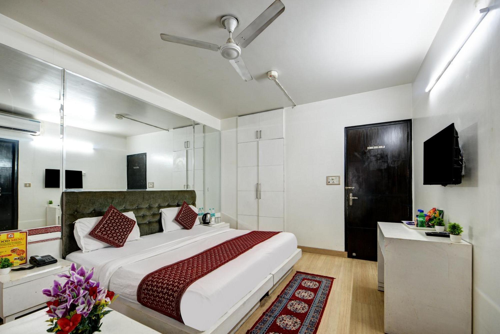 Hotel Sweet Home Lodge - 2 Min From New Delhi Railway Station Hotel New Delhi