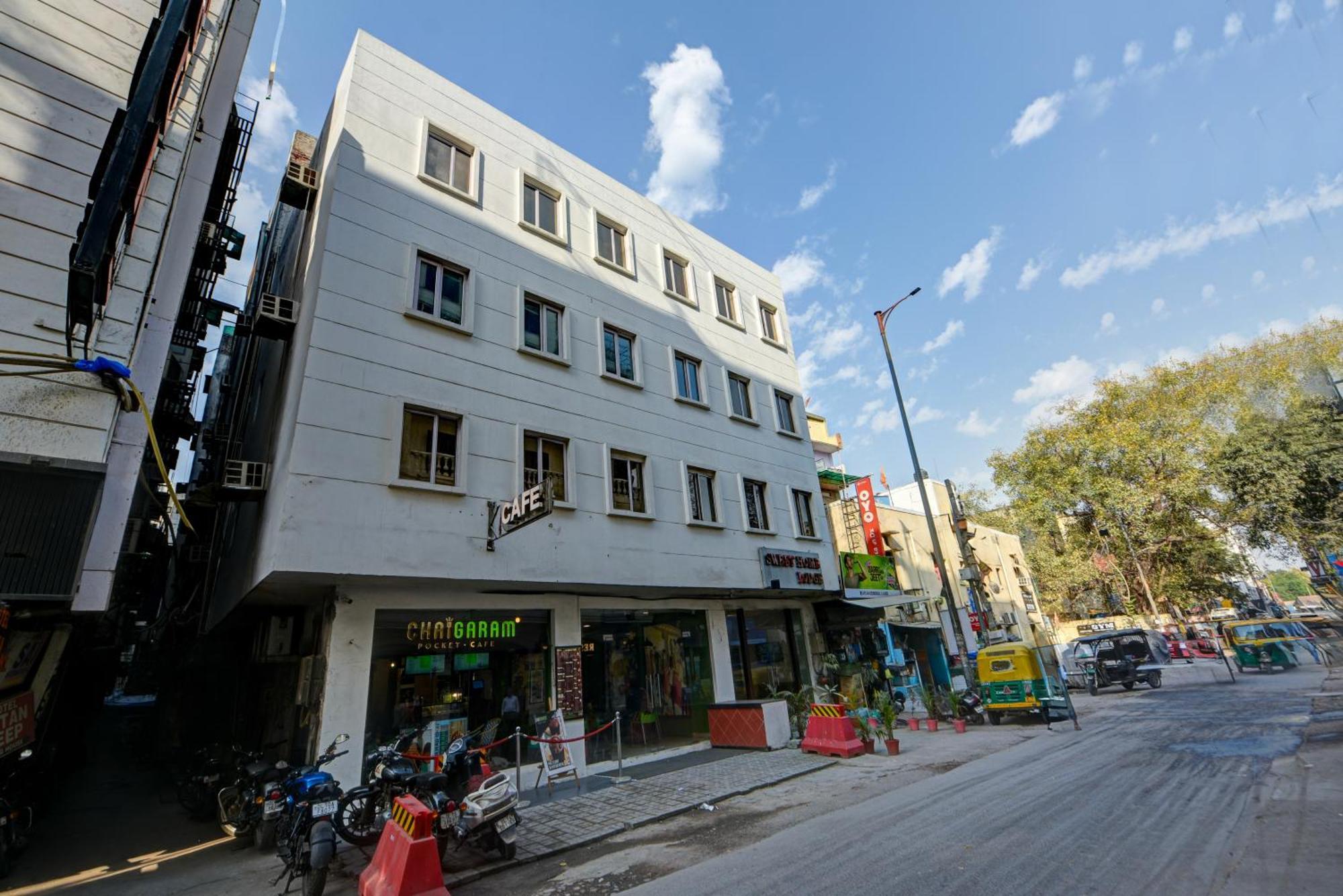 Hotel Hotel Sweet Home Lodge - 2 Min From New Delhi Railway Station 3*