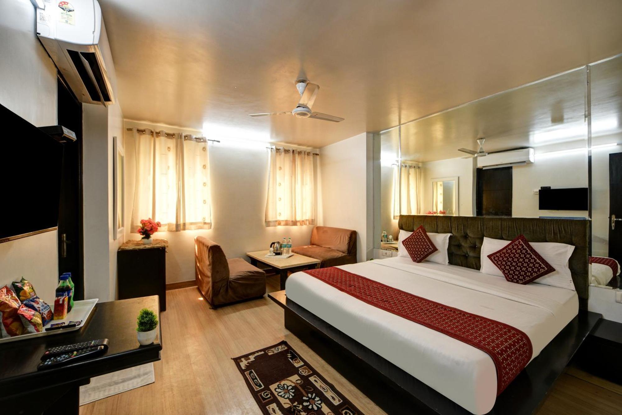 Hotel Sweet Home Lodge - 2 Min From New Delhi Railway Station New Delhi