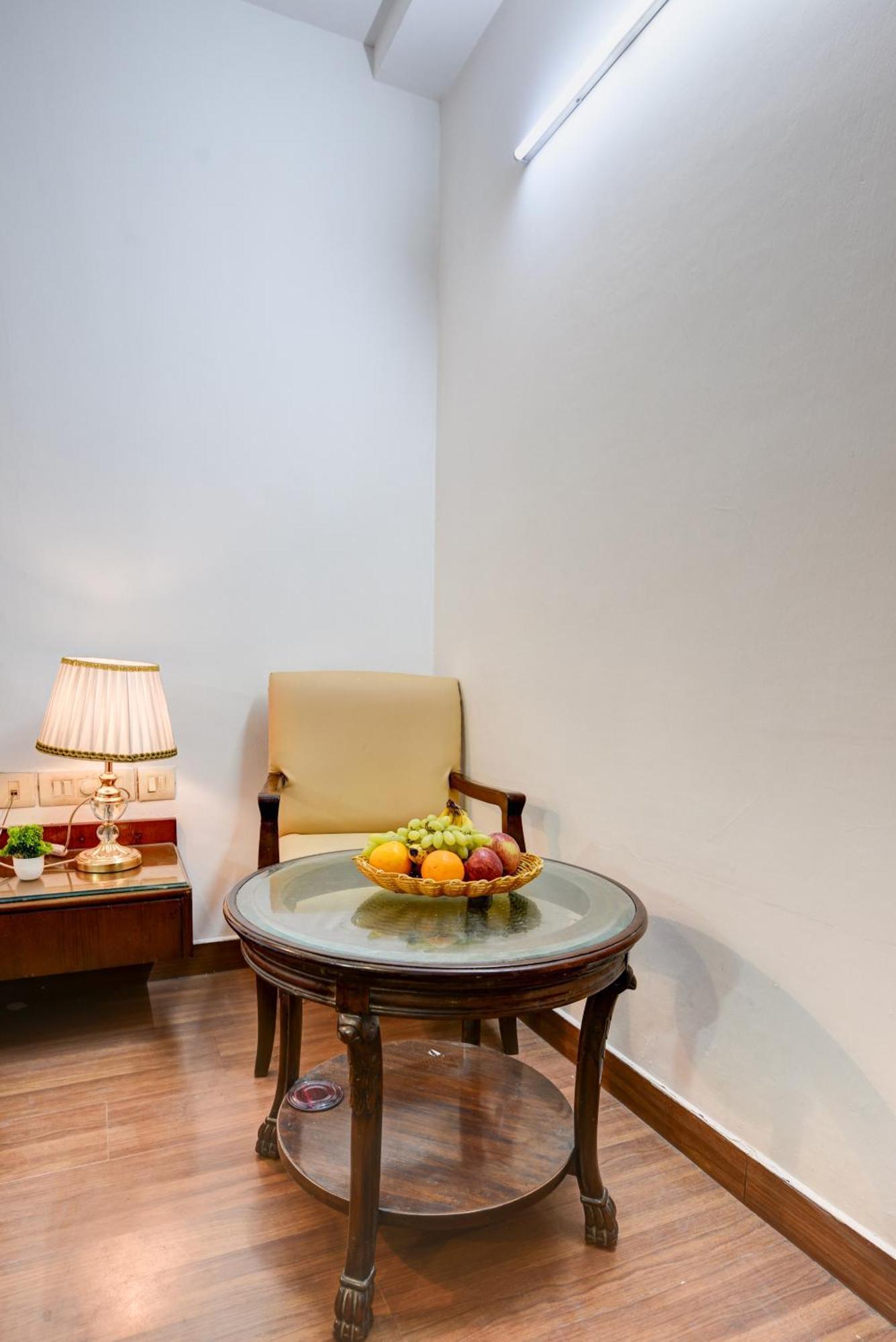 Chanchal Deluxe - Train Station Hotel New Delhi