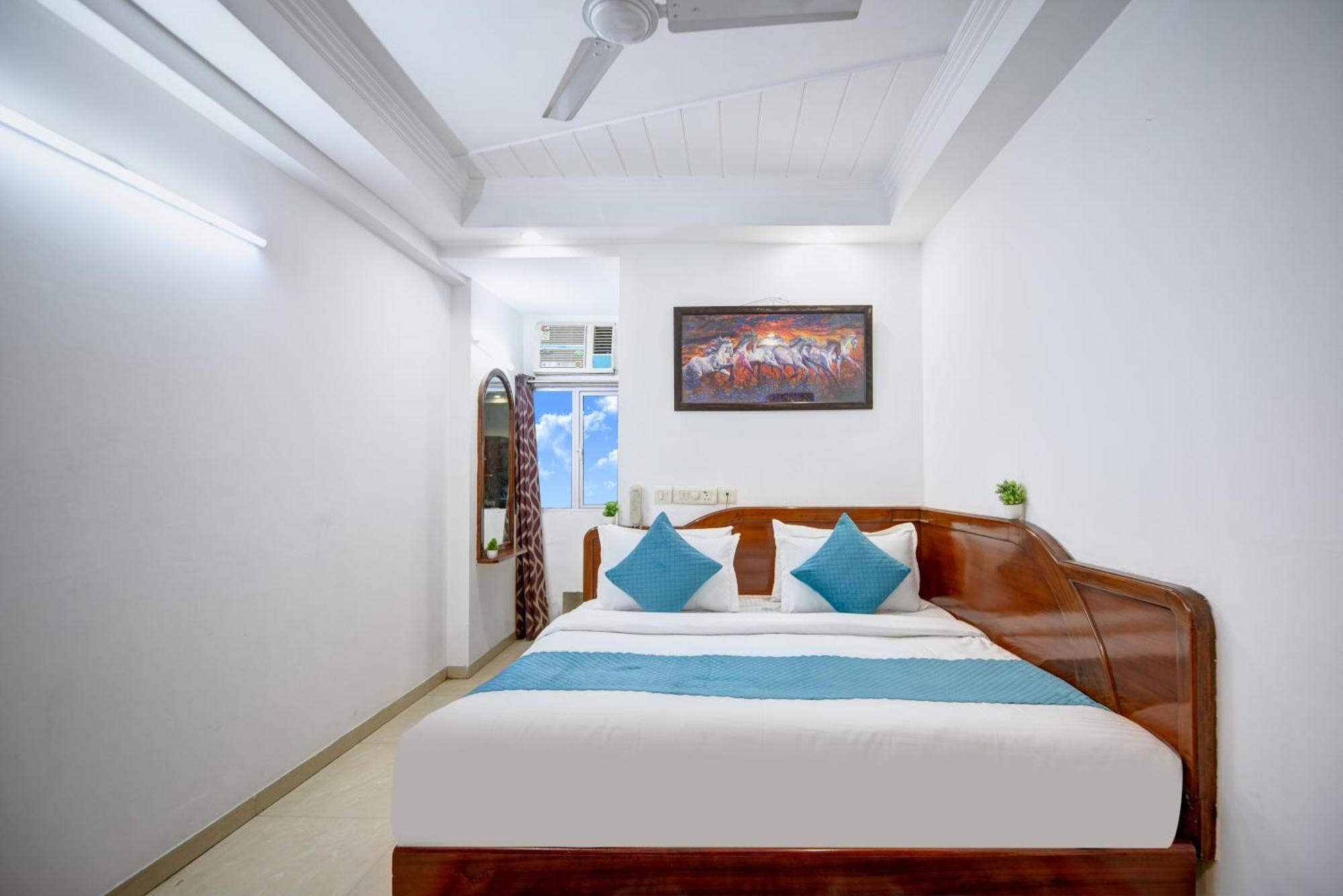 Chanchal Deluxe - Train Station Hotel New Delhi