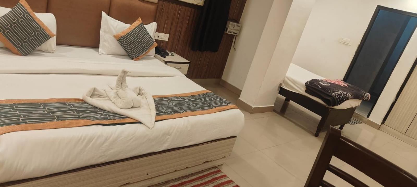 Dsr Tark Plaza Near Igi Airport Delhi Hotel New Delhi