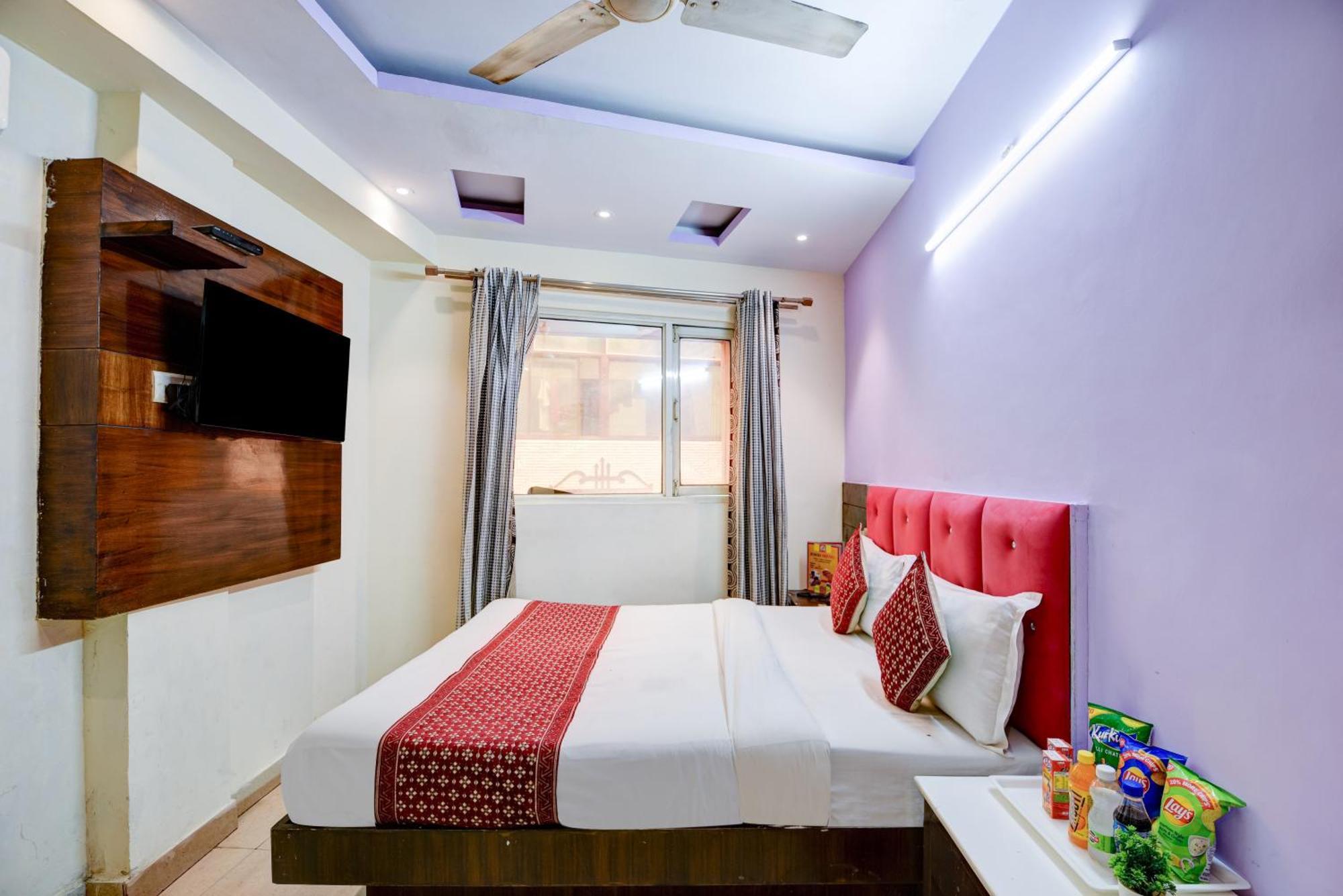 Hotel Snow White - Paharganj 3*