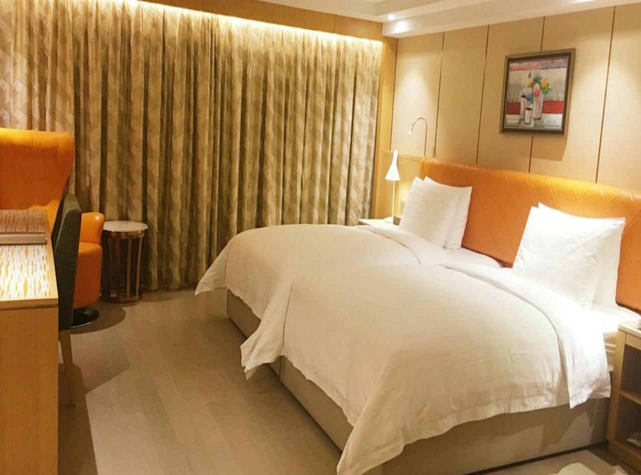 Hotel El De Olive Aero Near Igi Airport 4*