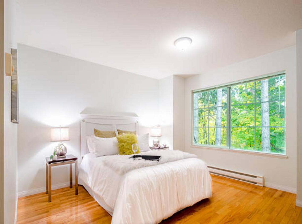 Hotel Heavenwood Suites Near Delhi Airport Hotel New Delhi
