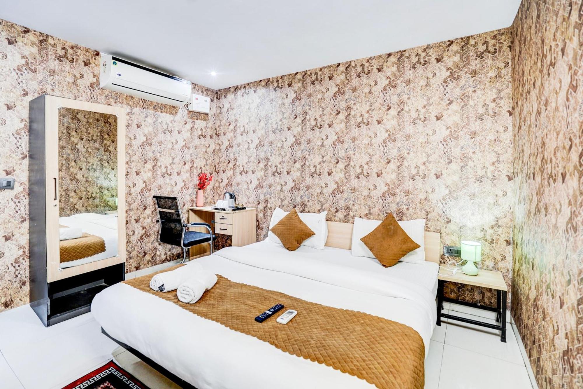 Kings Court Pitampura Hotel New Delhi