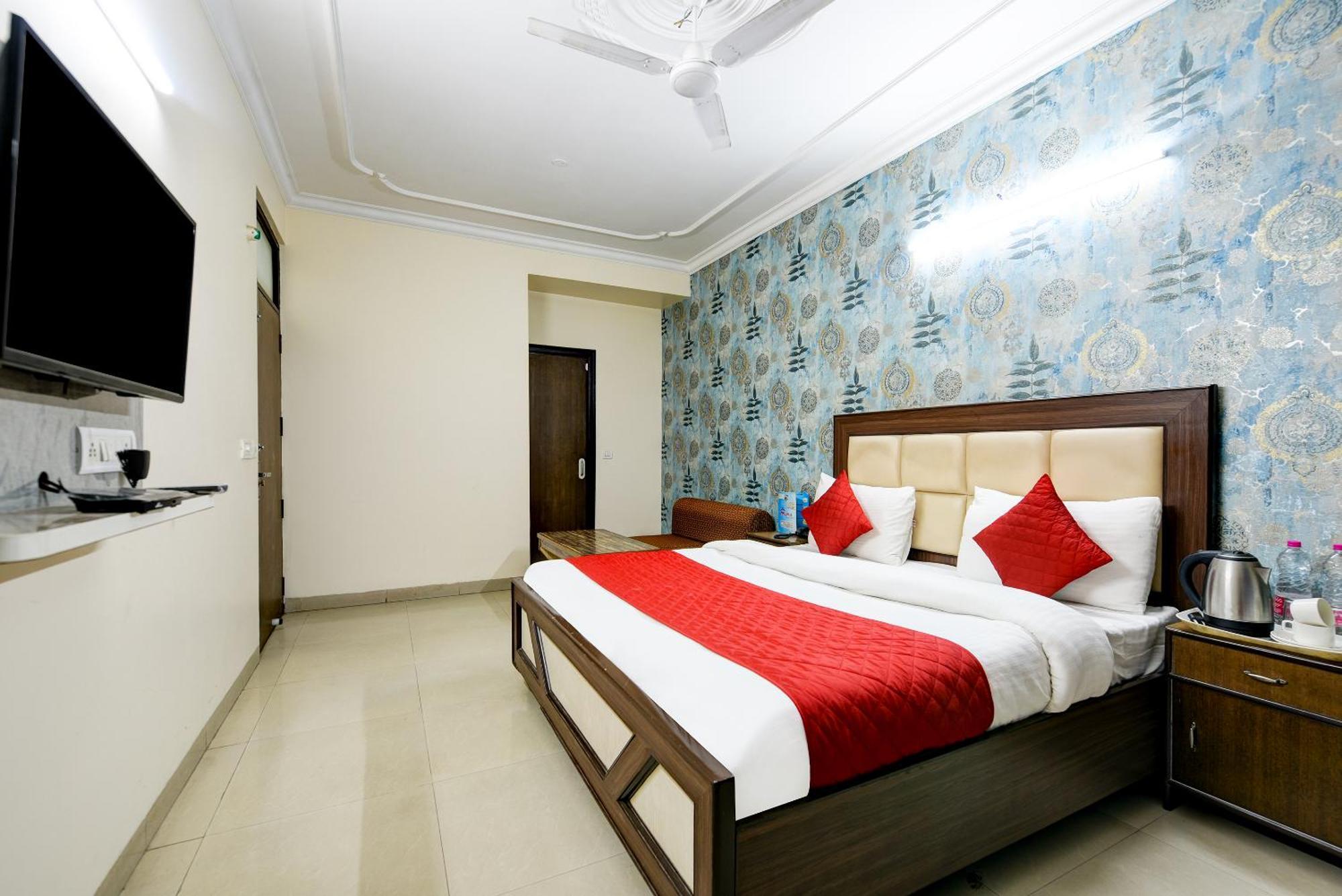 Hotel Zenith Plaza *
