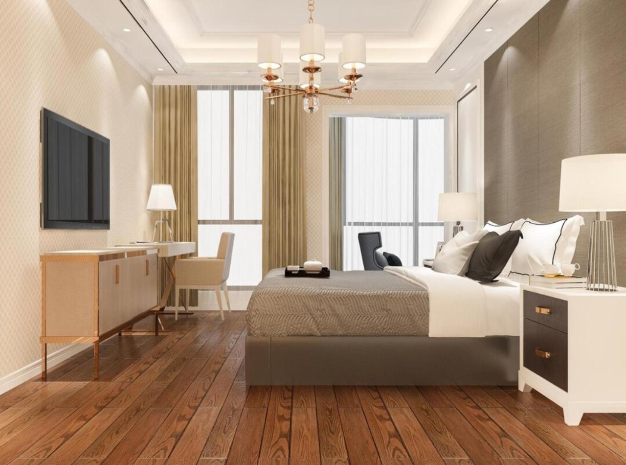 Grand Havenwood Near Delhi Airport Hotel 4*