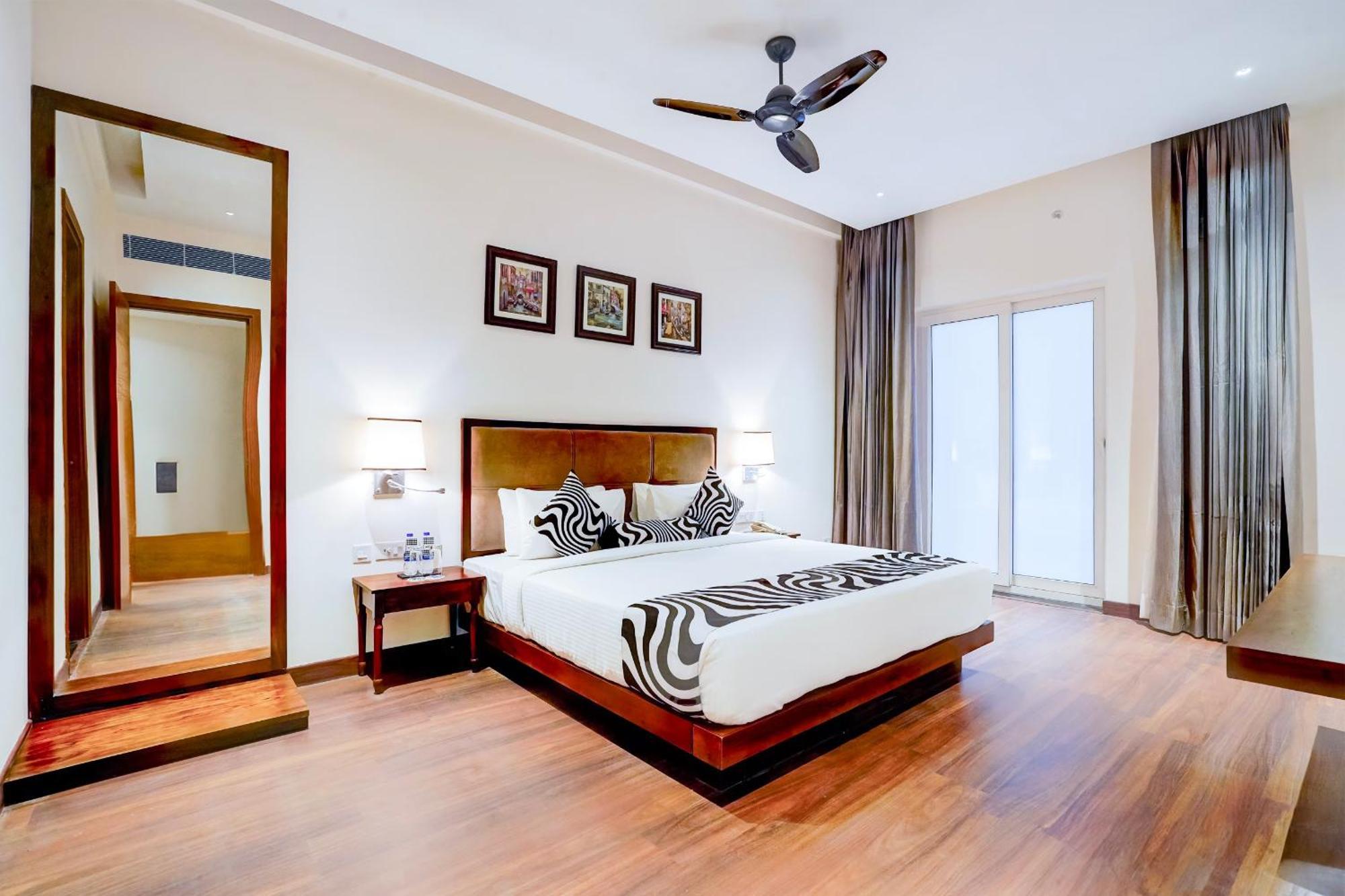 Grand King Plaza A Family Near Igi Airport Delhi Hotel