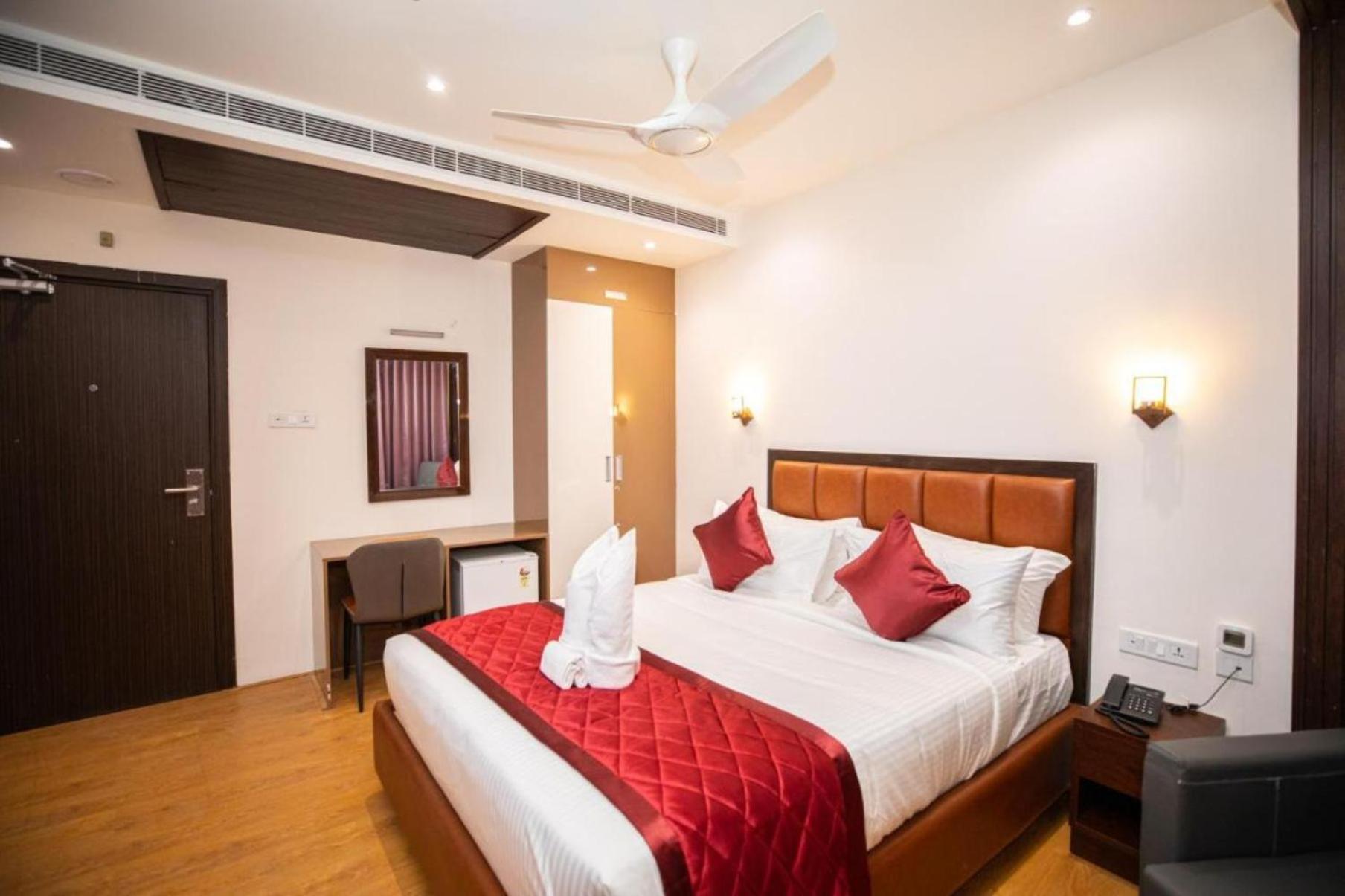 Grand Tark A Family Near Igi Airport Delhi Hotel New Delhi